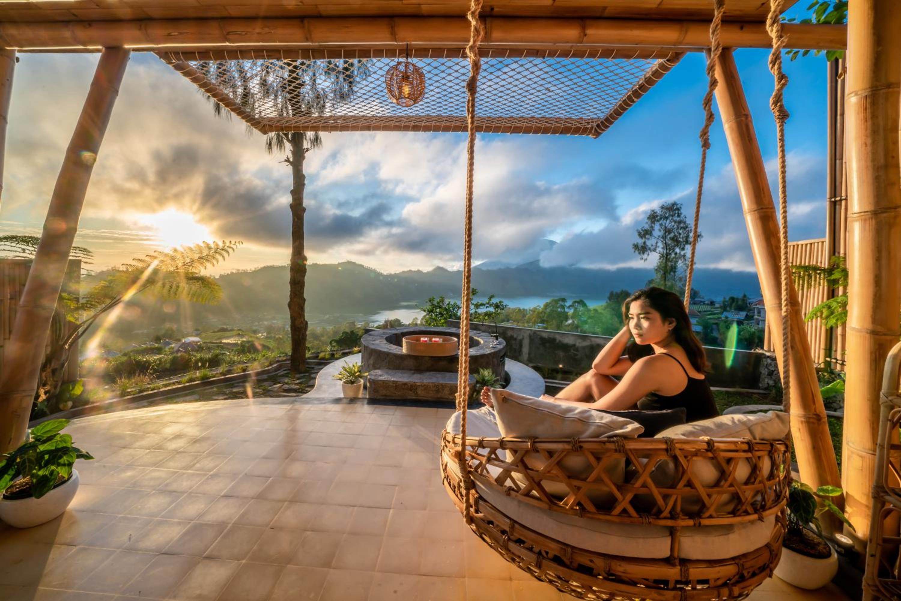 One Bedroom Plunge Pool Villa With Lake View - Photo 8