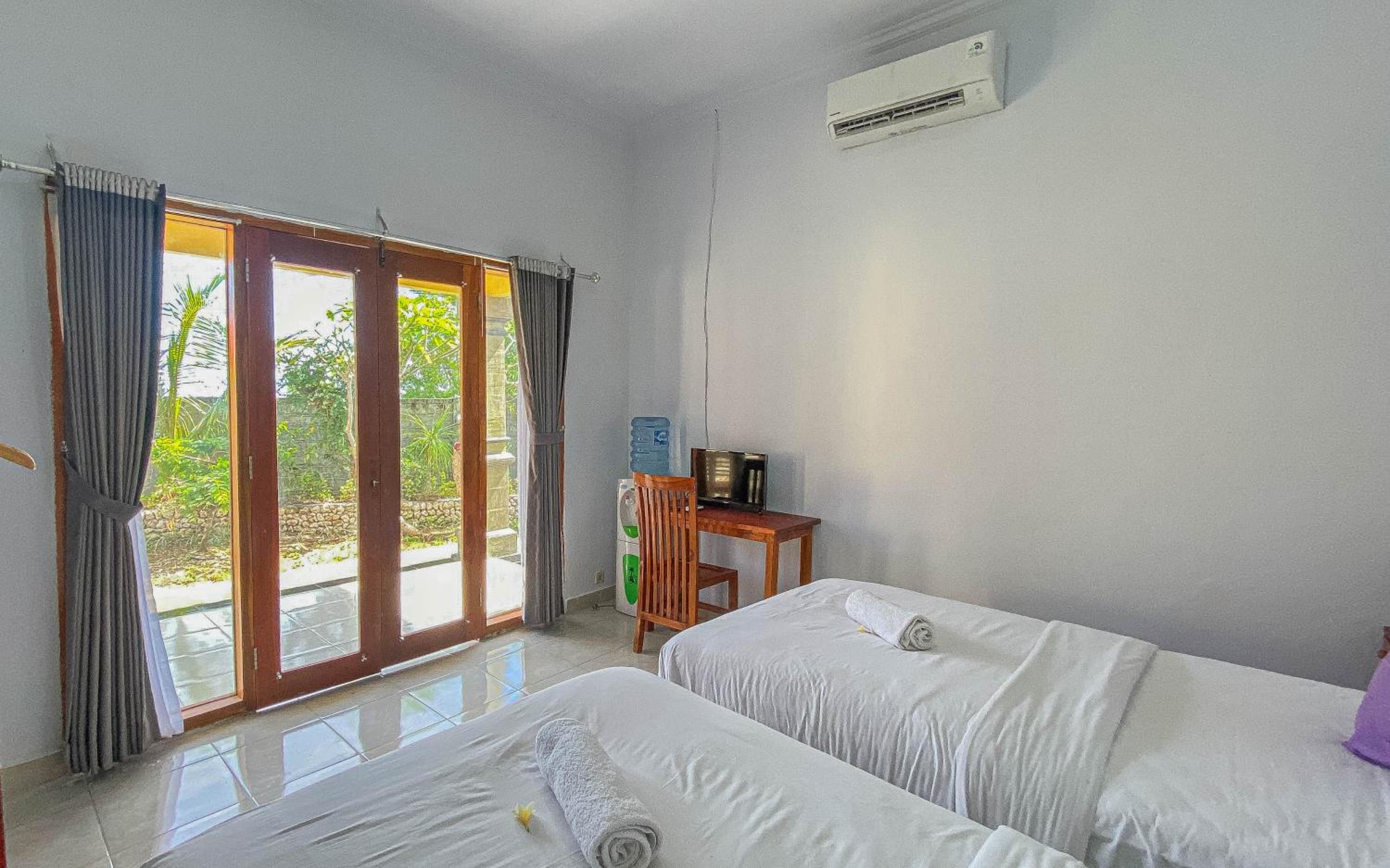 Deluxe Twin Room - Photo 10