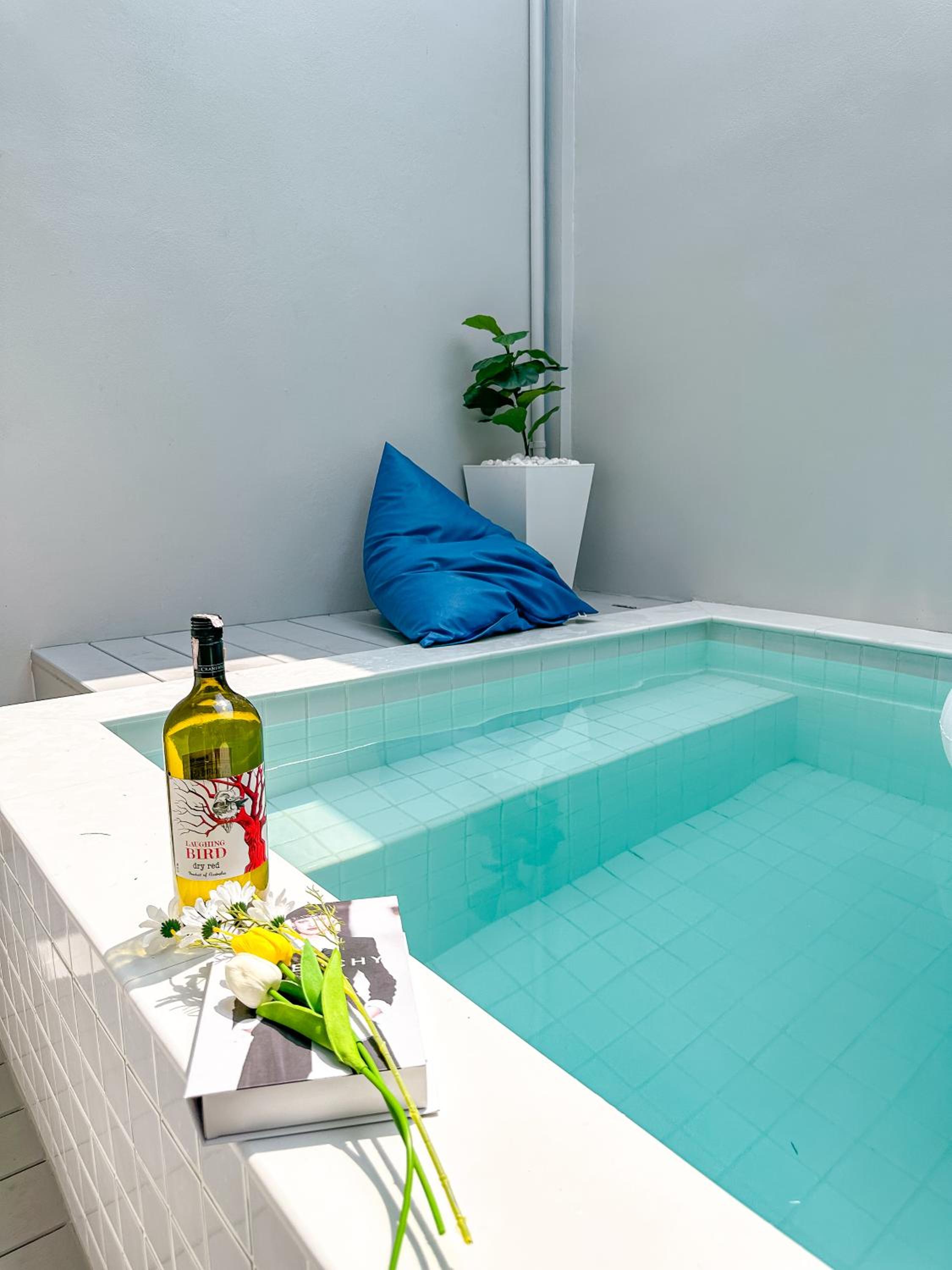 One-Bedroom Villa - Photo 12