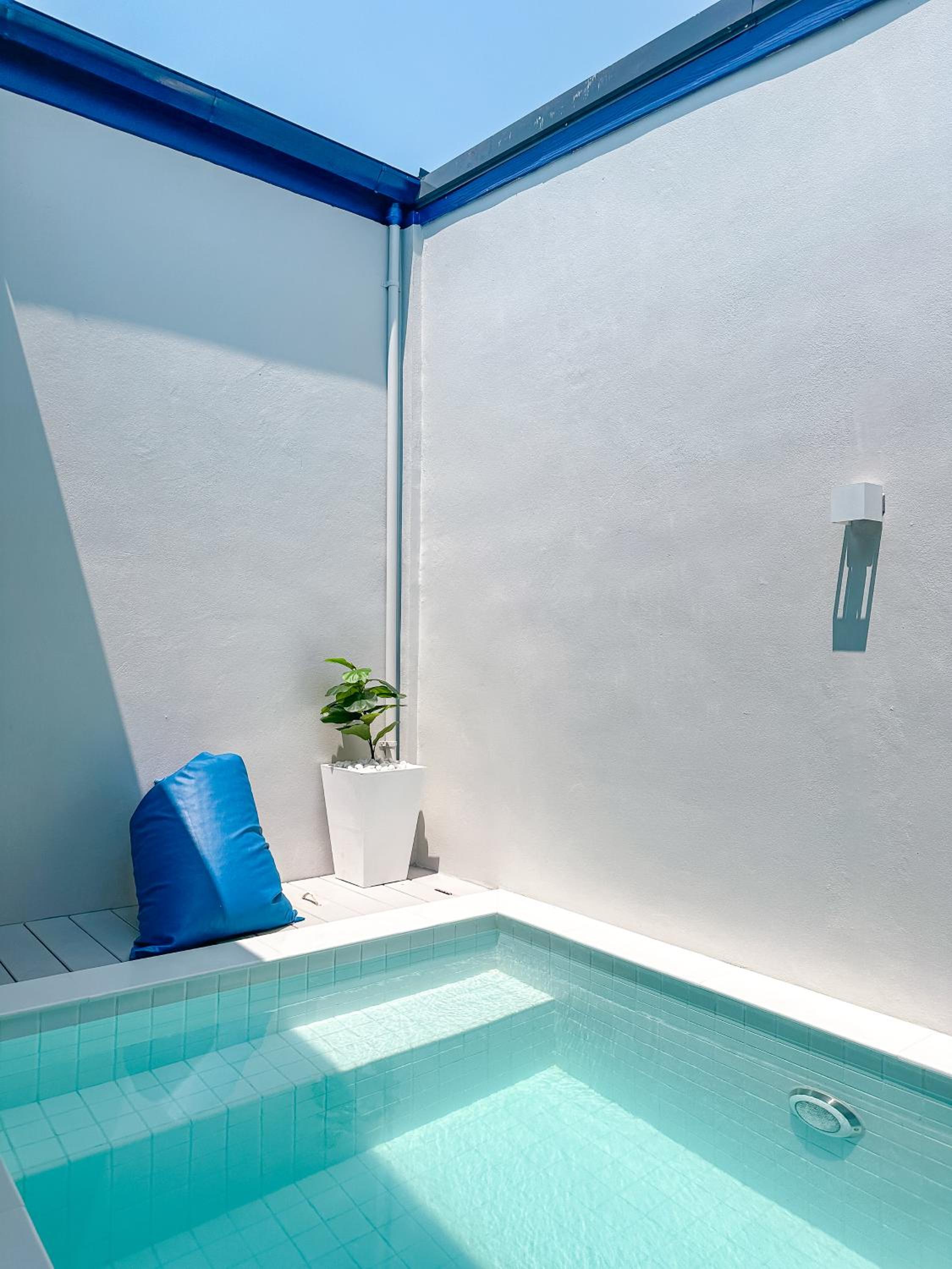 One-Bedroom Villa - Photo 6