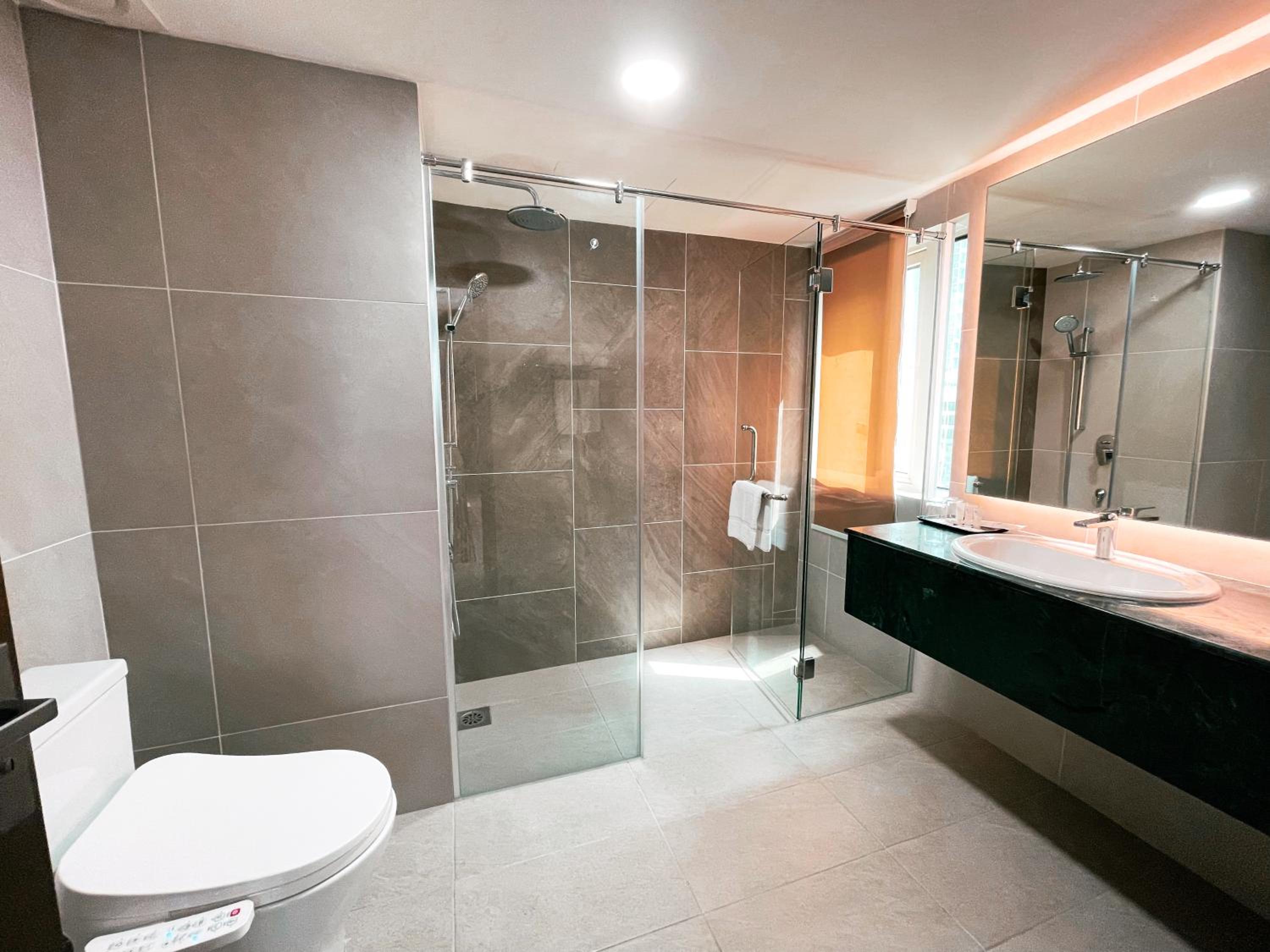 Executive Suite