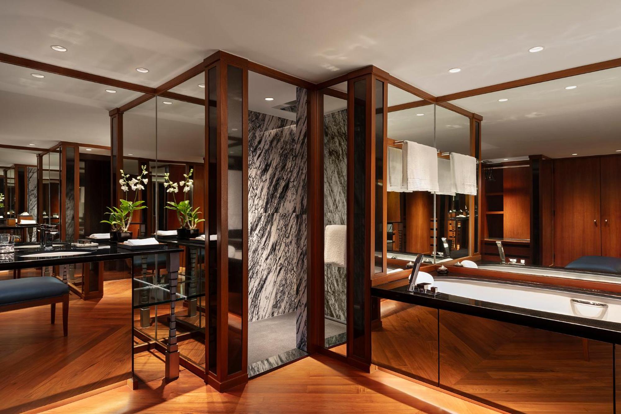 Executive Suite thumbnail 5