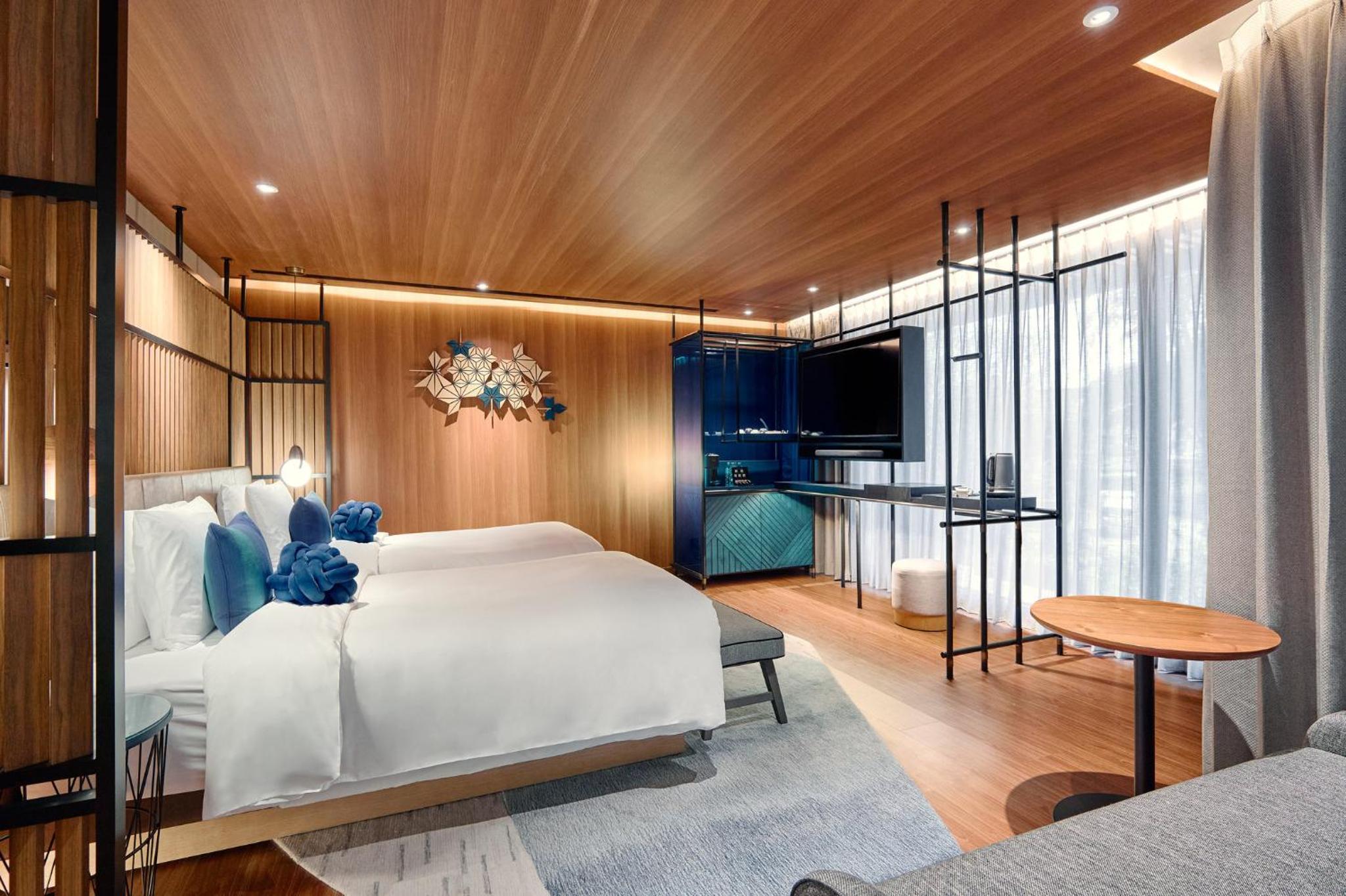 Double Suite with Two Double Beds - Non-Smoking - Photo 4