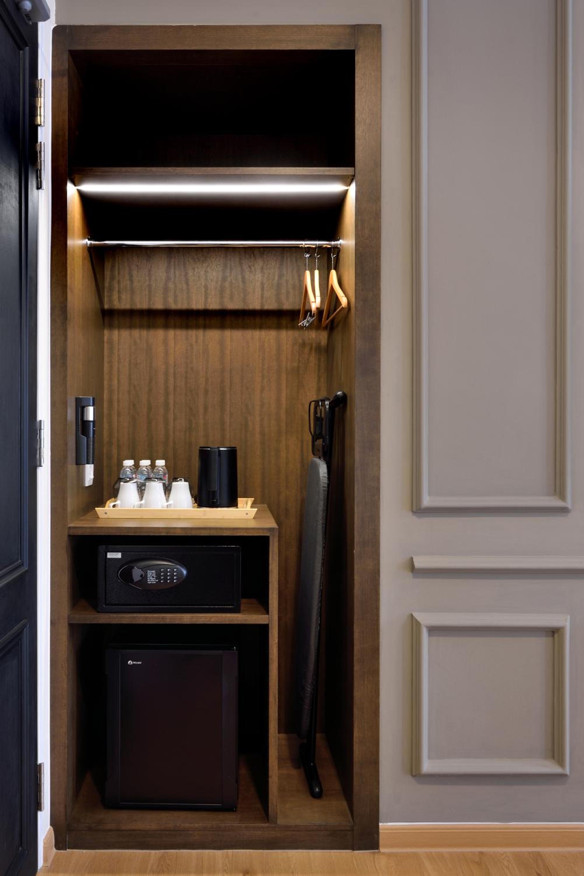 Heritage View Deluxe King - Photo 3