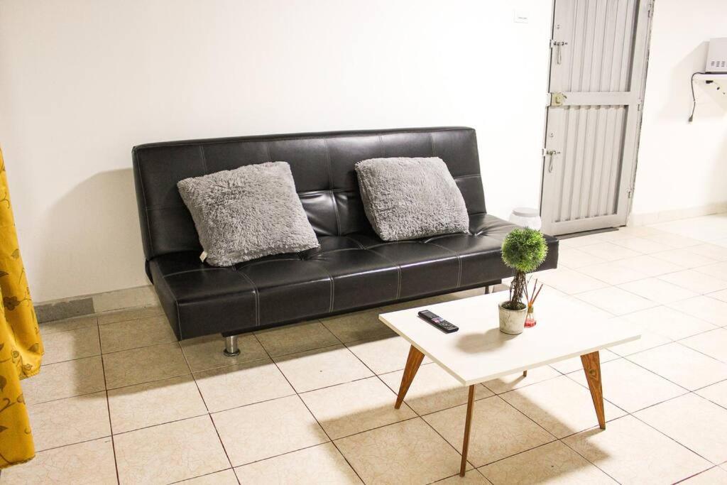 Two-Bedroom Apartment with Garden View photo 2