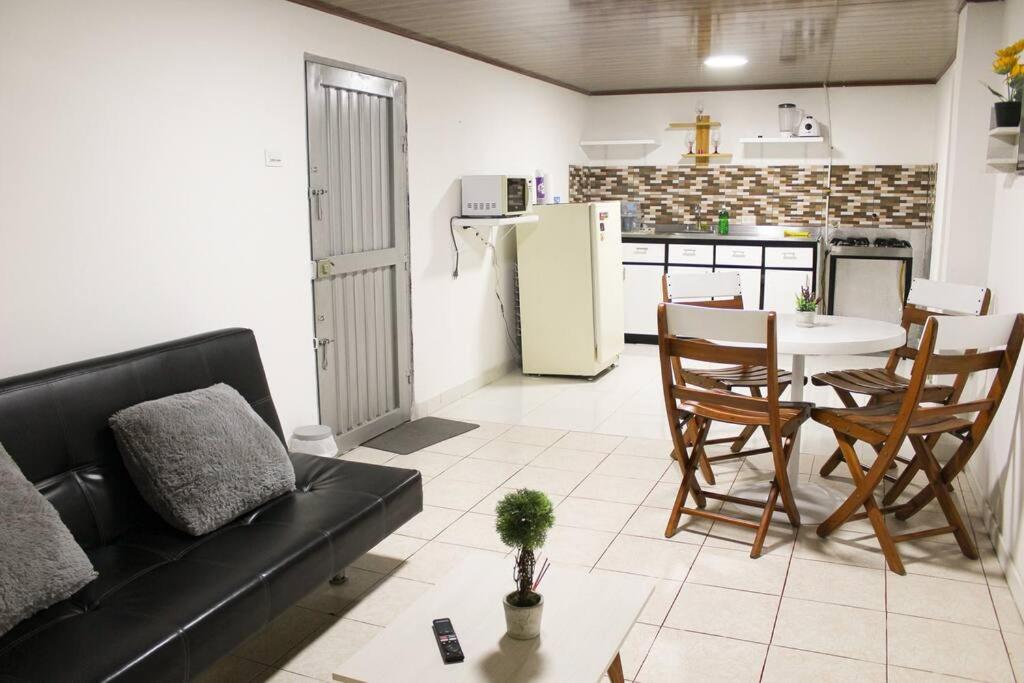 Two-Bedroom Apartment with Garden View photo 3