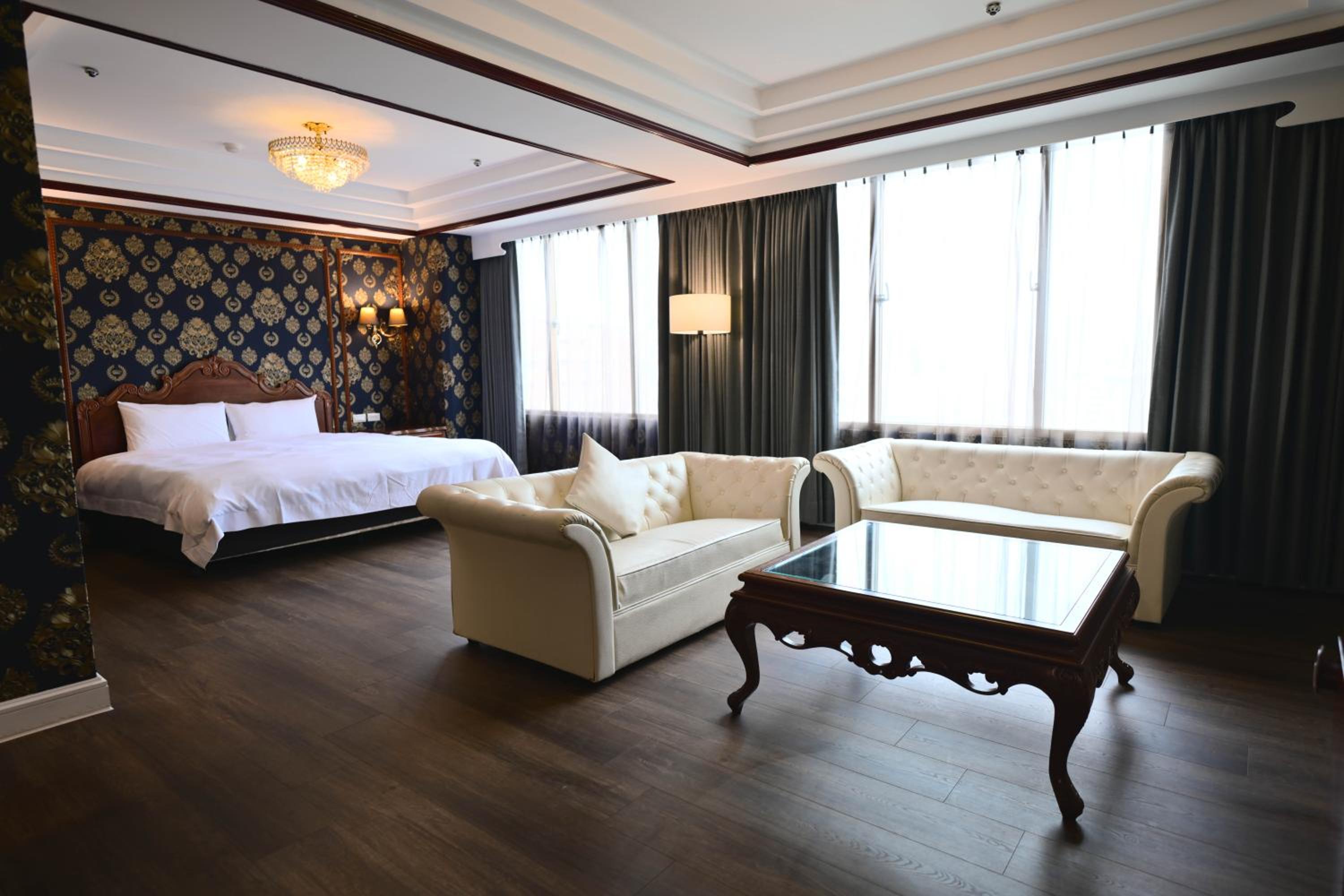 Suite With City View