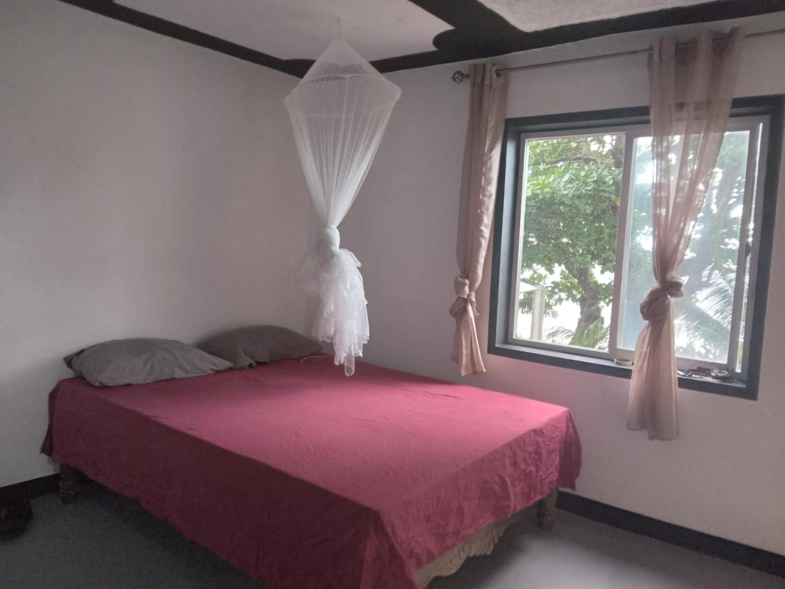 Deluxe Double Room with Balcony and Sea View photo 1