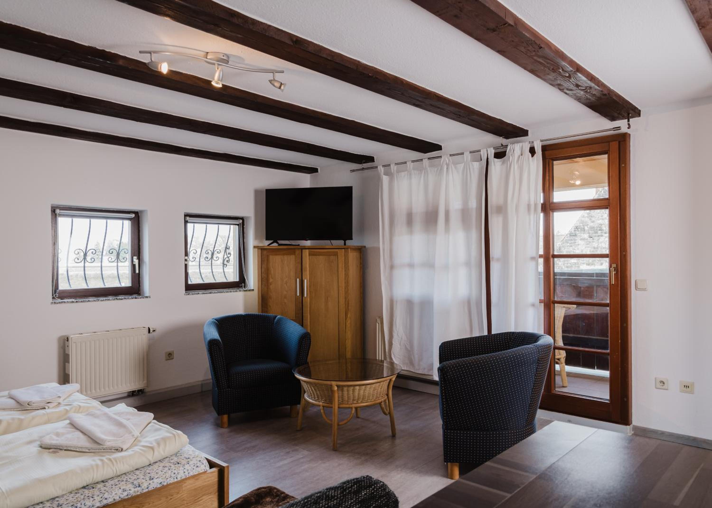 Apartment with Balcony photo 1