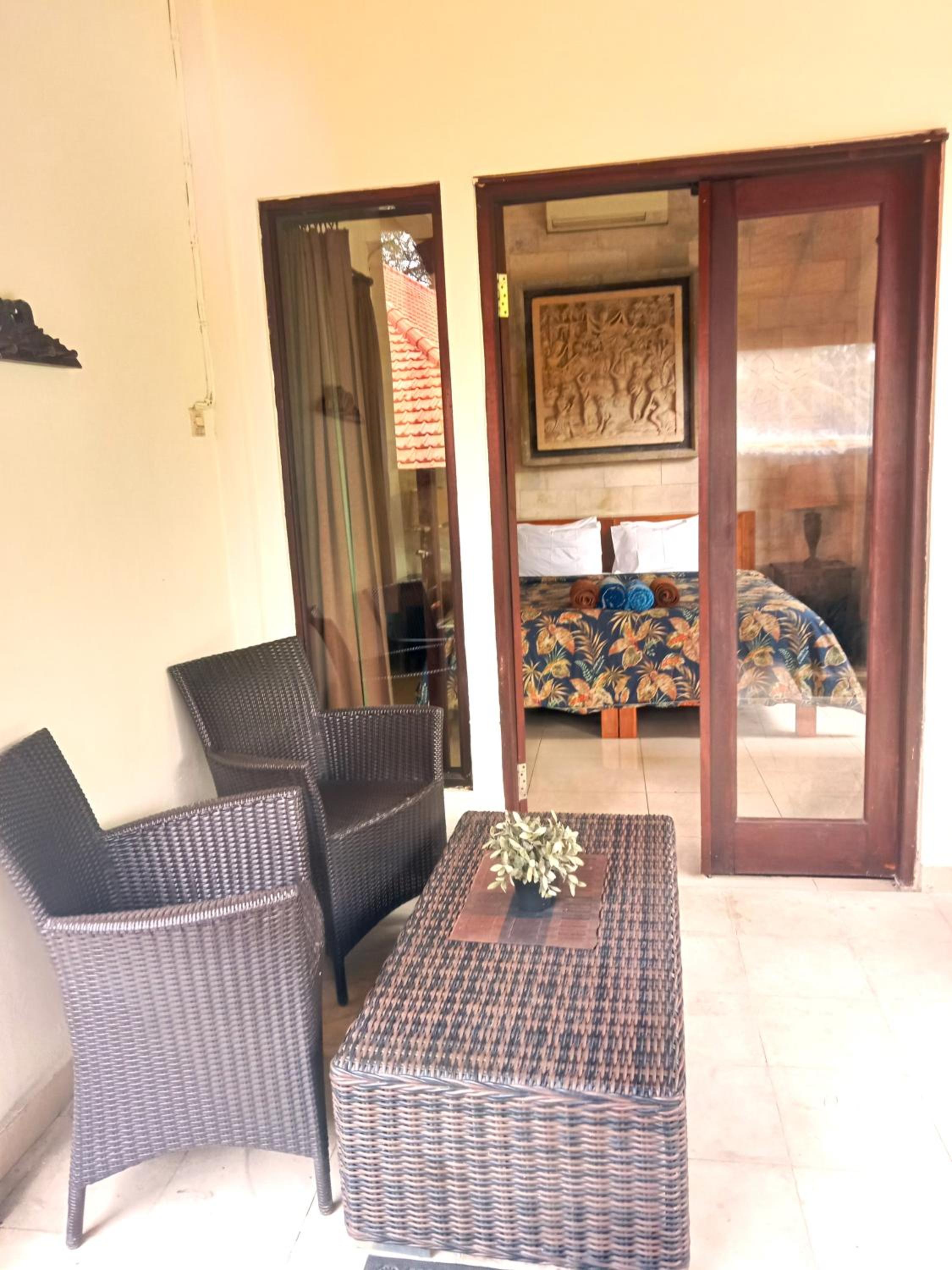 One-Bedroom Villa with Private Pool - Photo 27