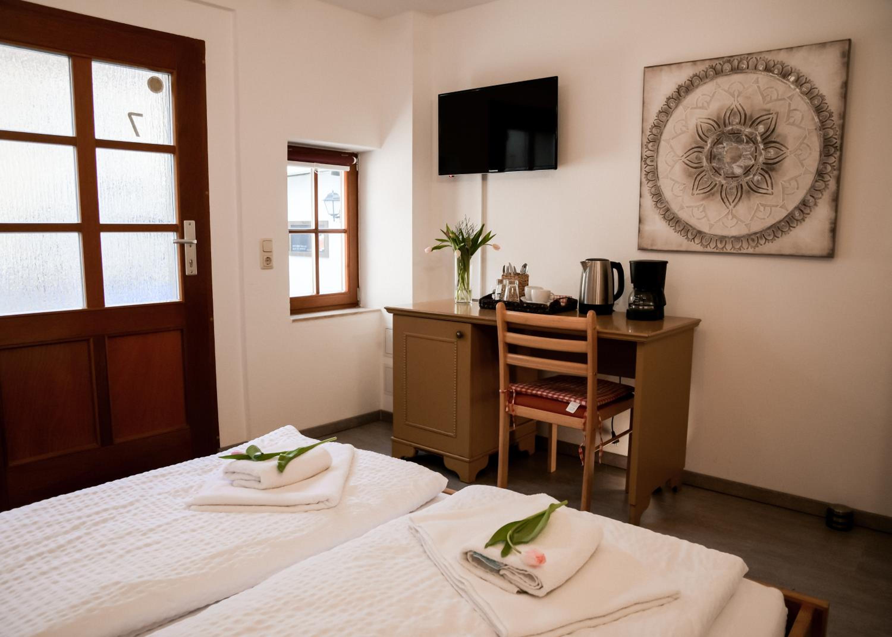 Standard Double Room photo 2