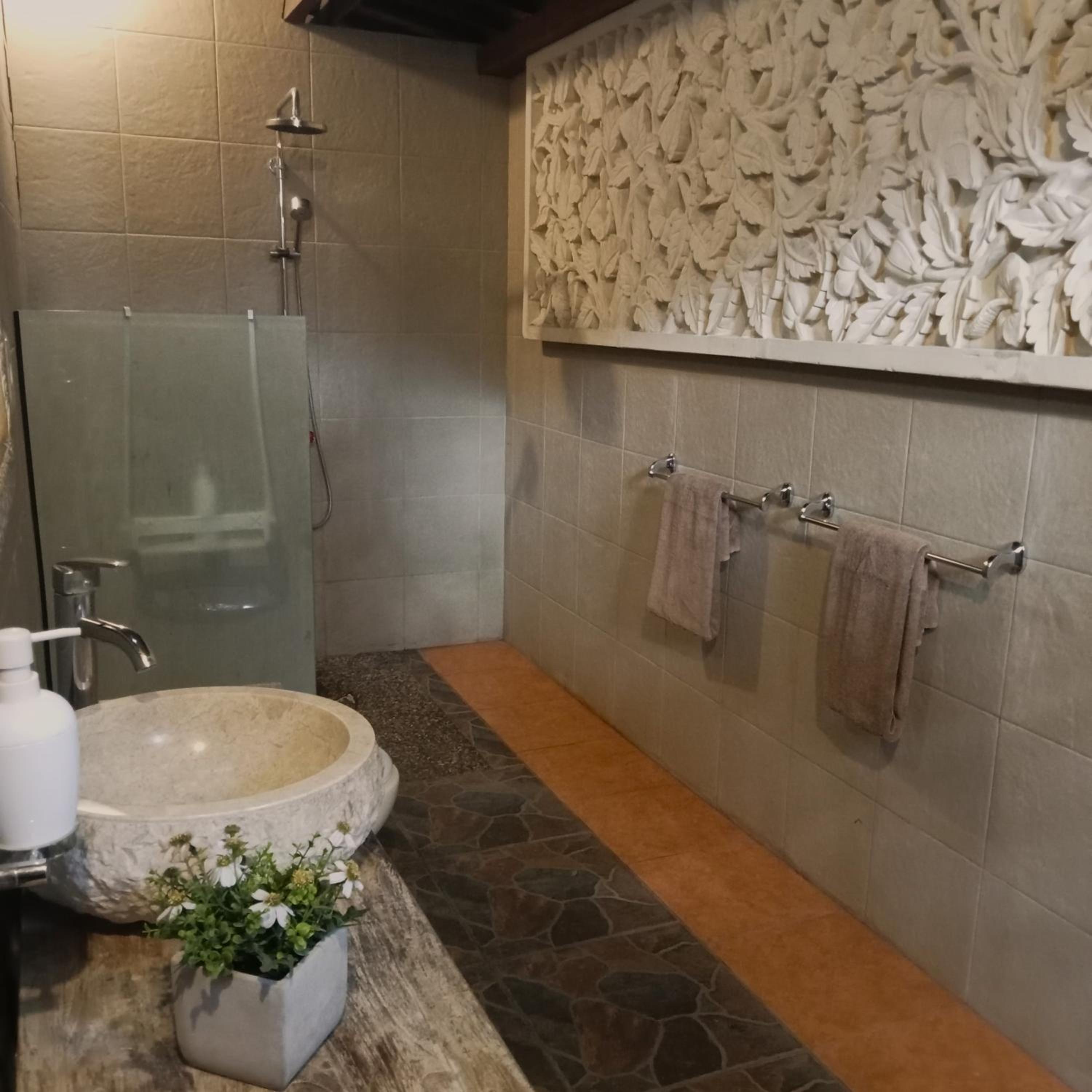 Two-Bedroom Villa with Private Pool - Photo 2
