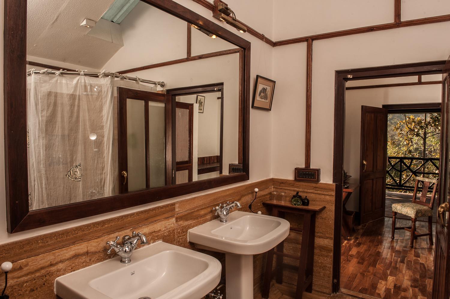 Jungle Lodge - Photo 9