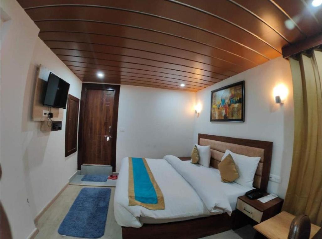 Deluxe Double Room photo 3