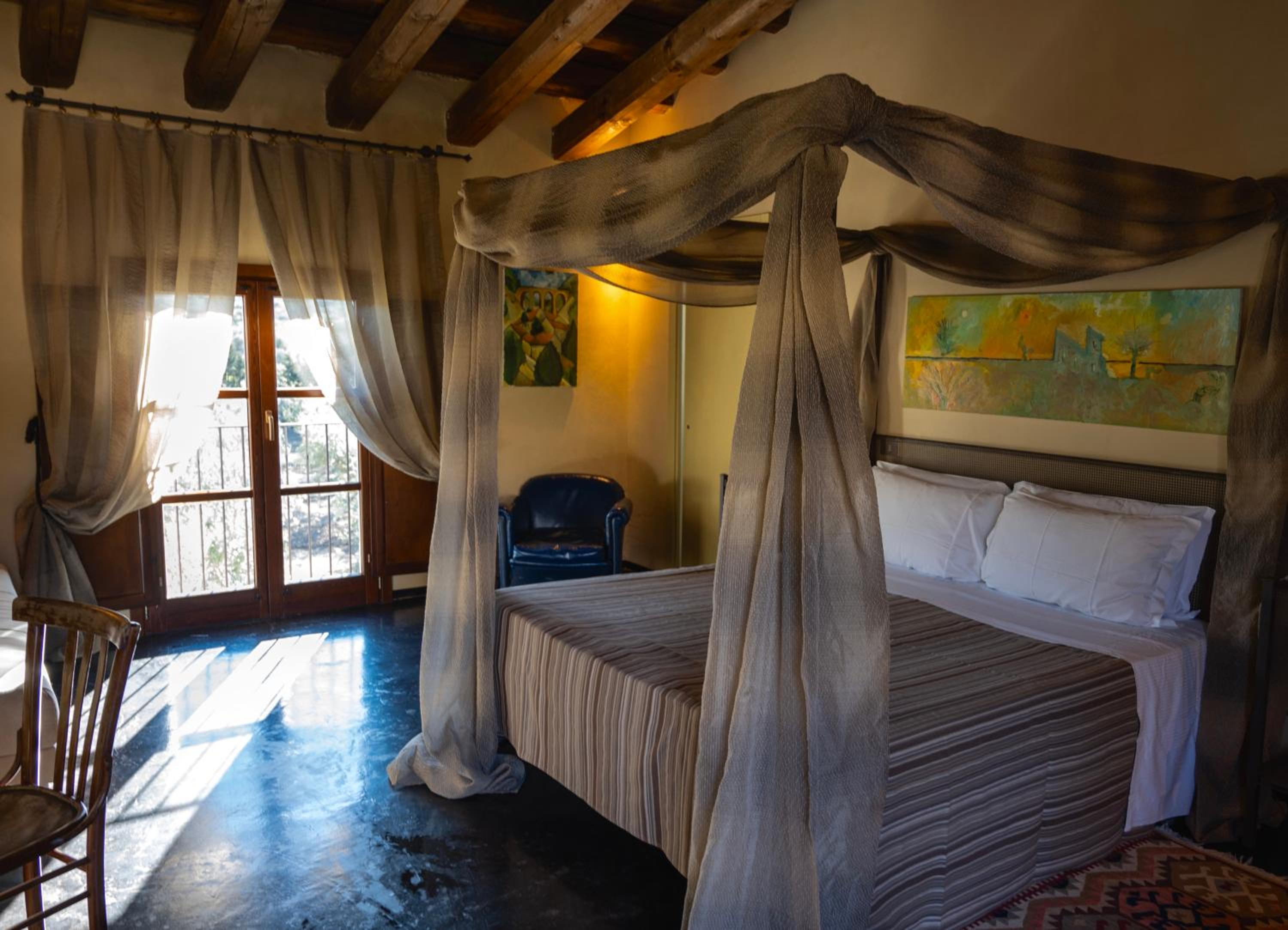 Double or Twin Room with Private Bathroom photo 2