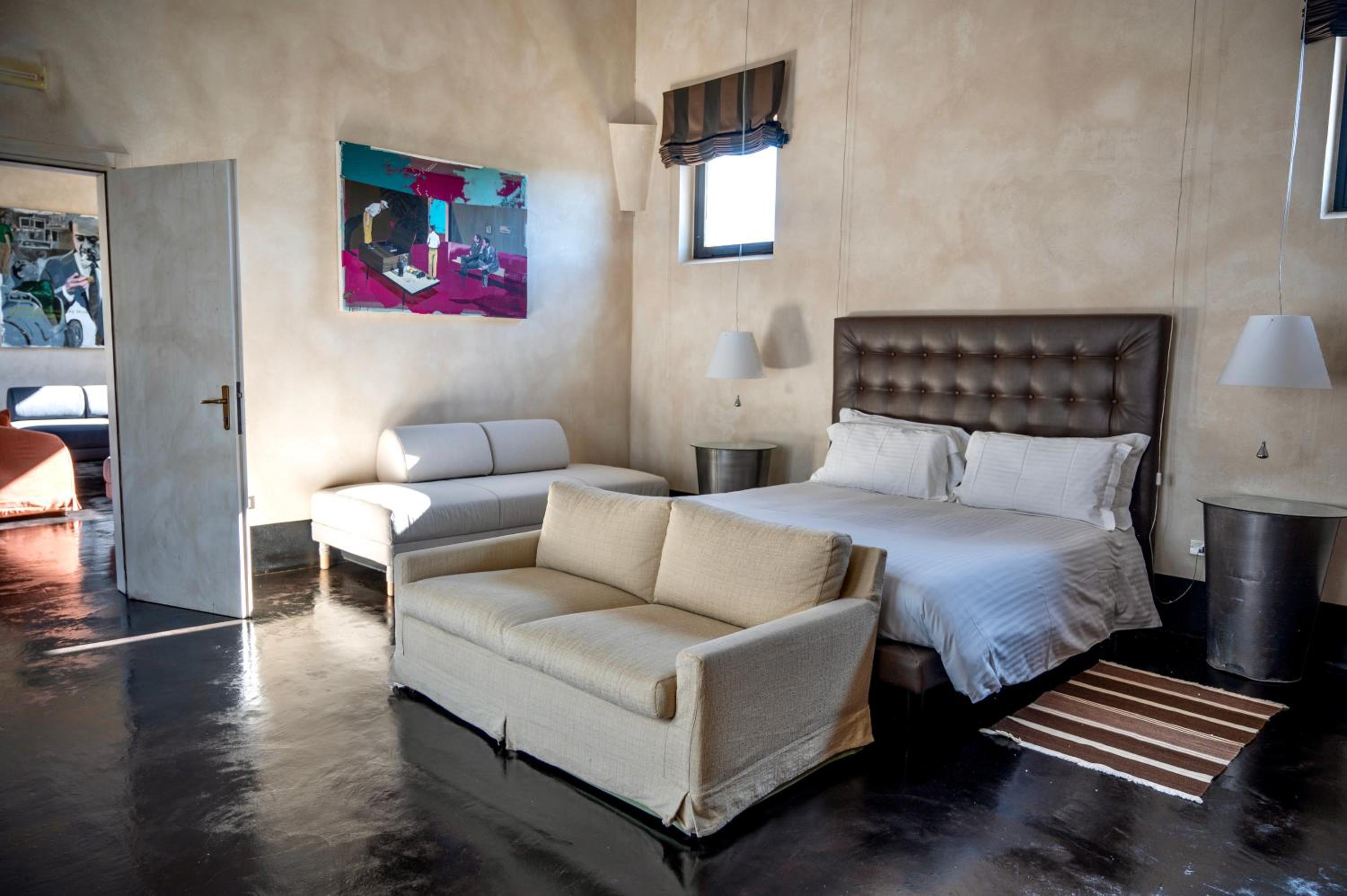Deluxe Suite photo 3