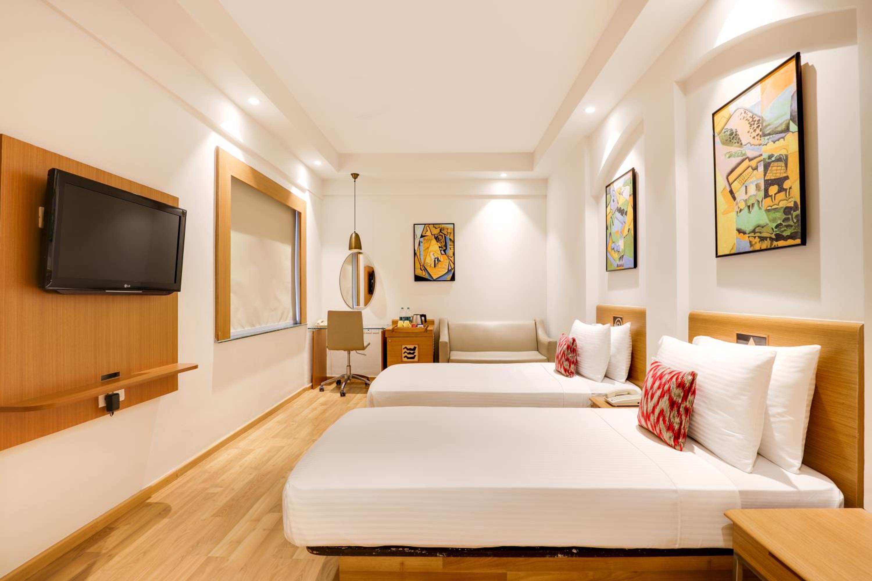 Superior Twin Room photo 2