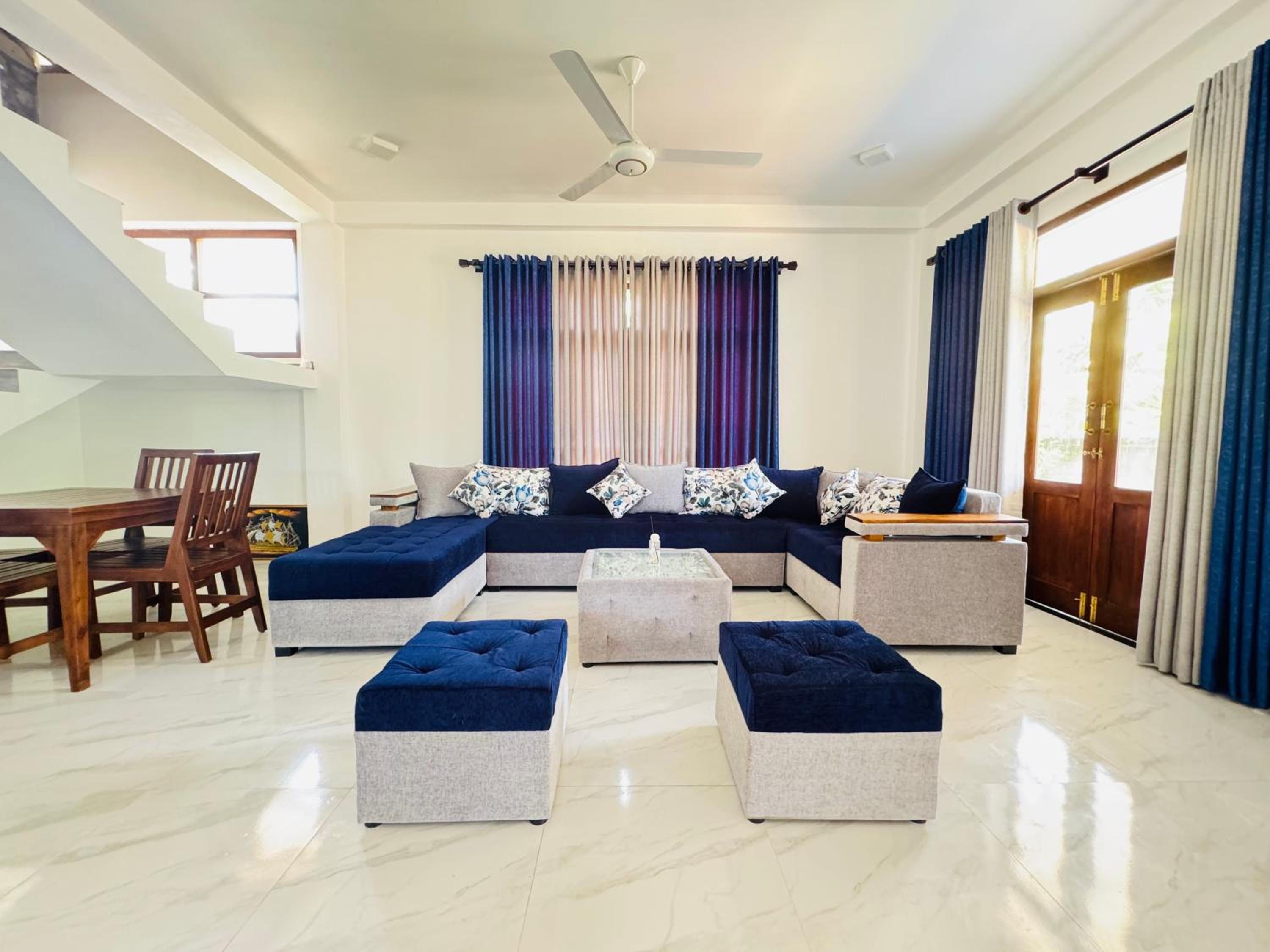 Three-Bedroom Villa photo 1