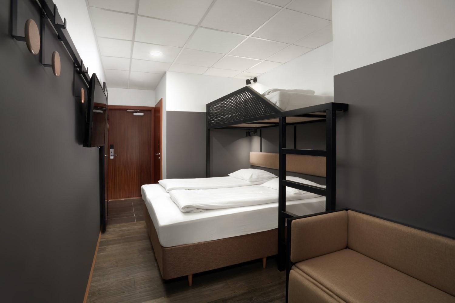 Triple Room - Photo 1
