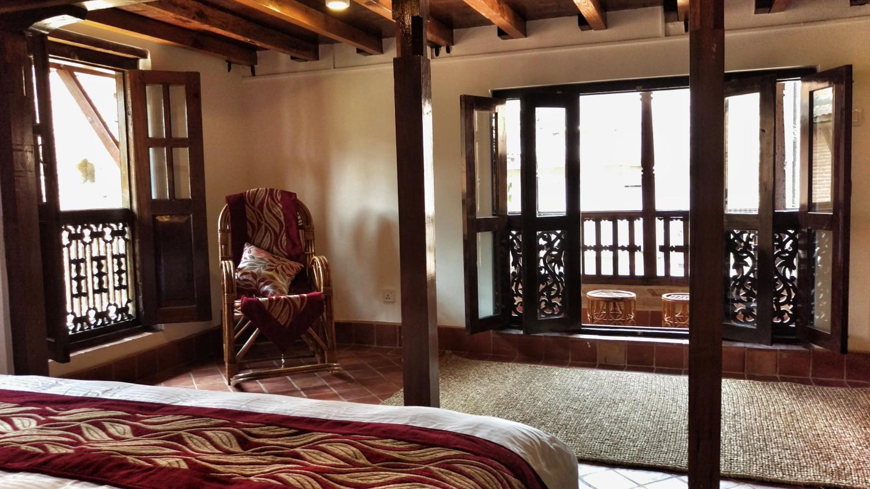 Deluxe King Room photo 3