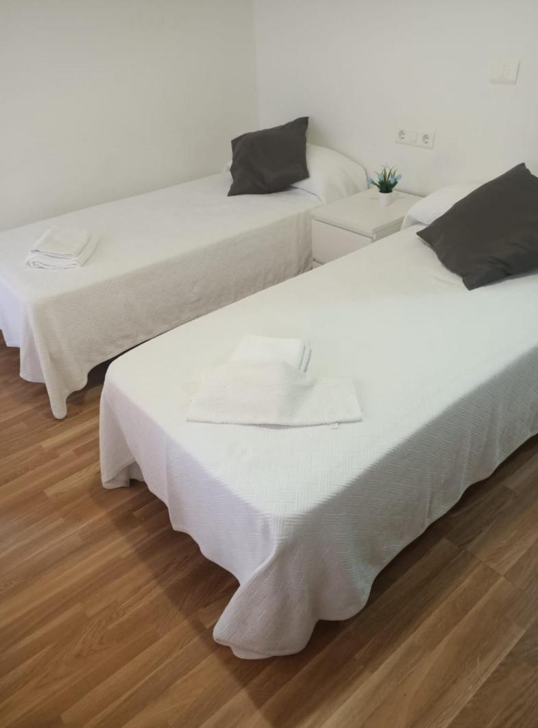 Double Room with Private Bathroom photo 3