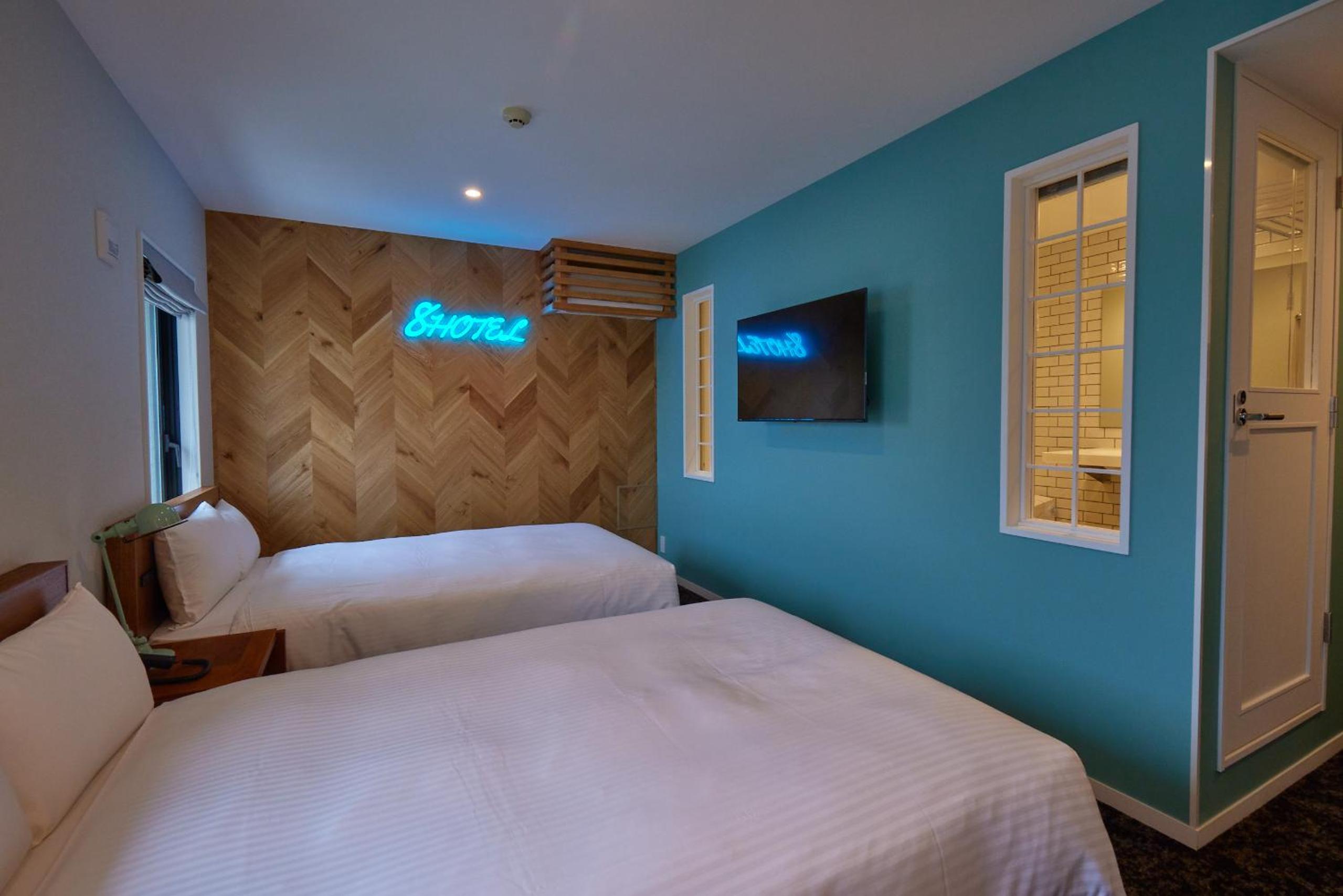 Superior Twin (2 Double Beds) - Non-Smoking
