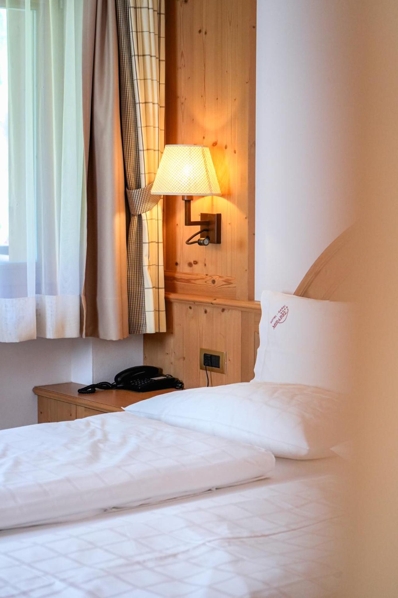 Deluxe Double Room - Photo 5