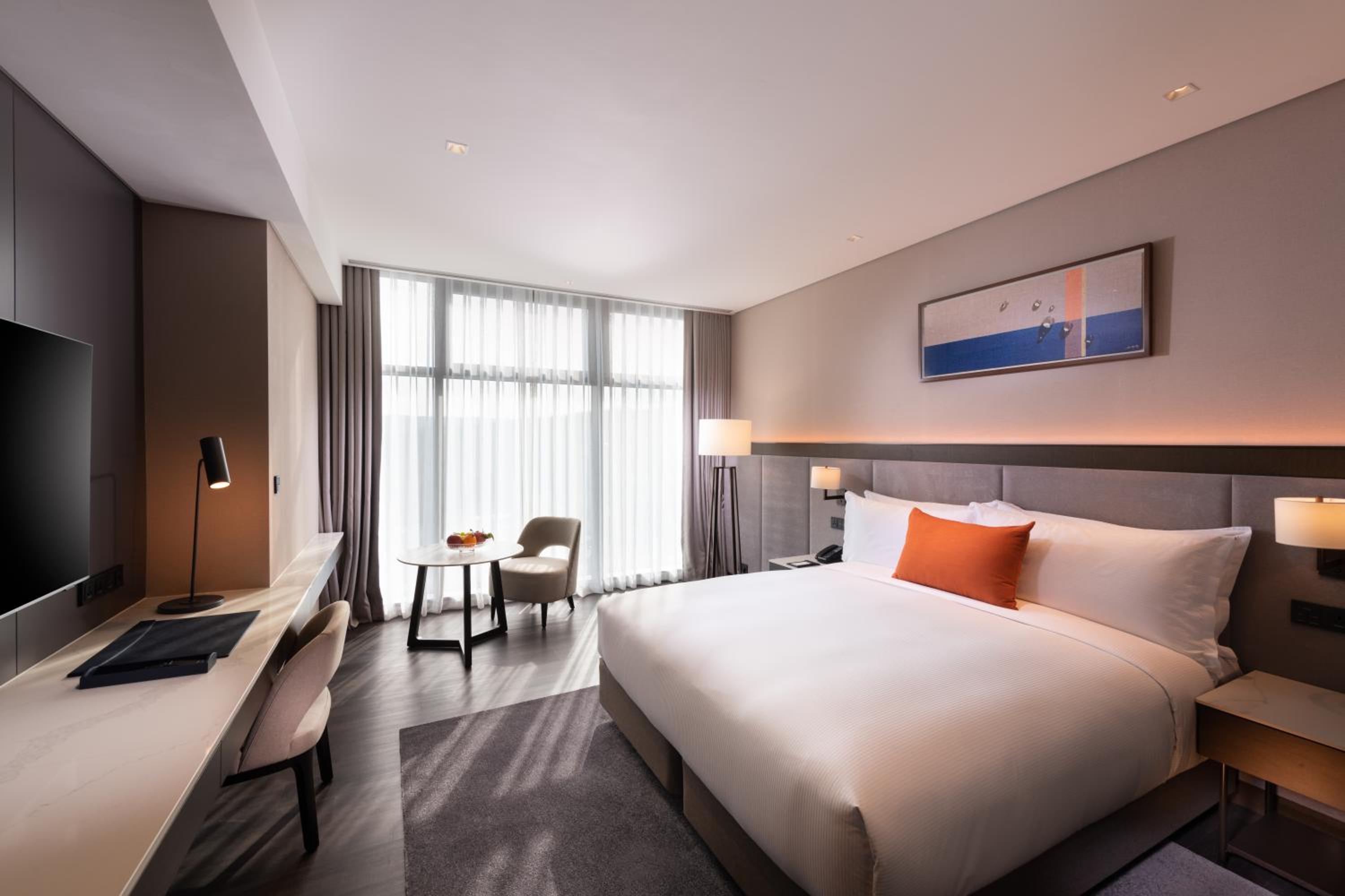 Executive King Room - Photo 7