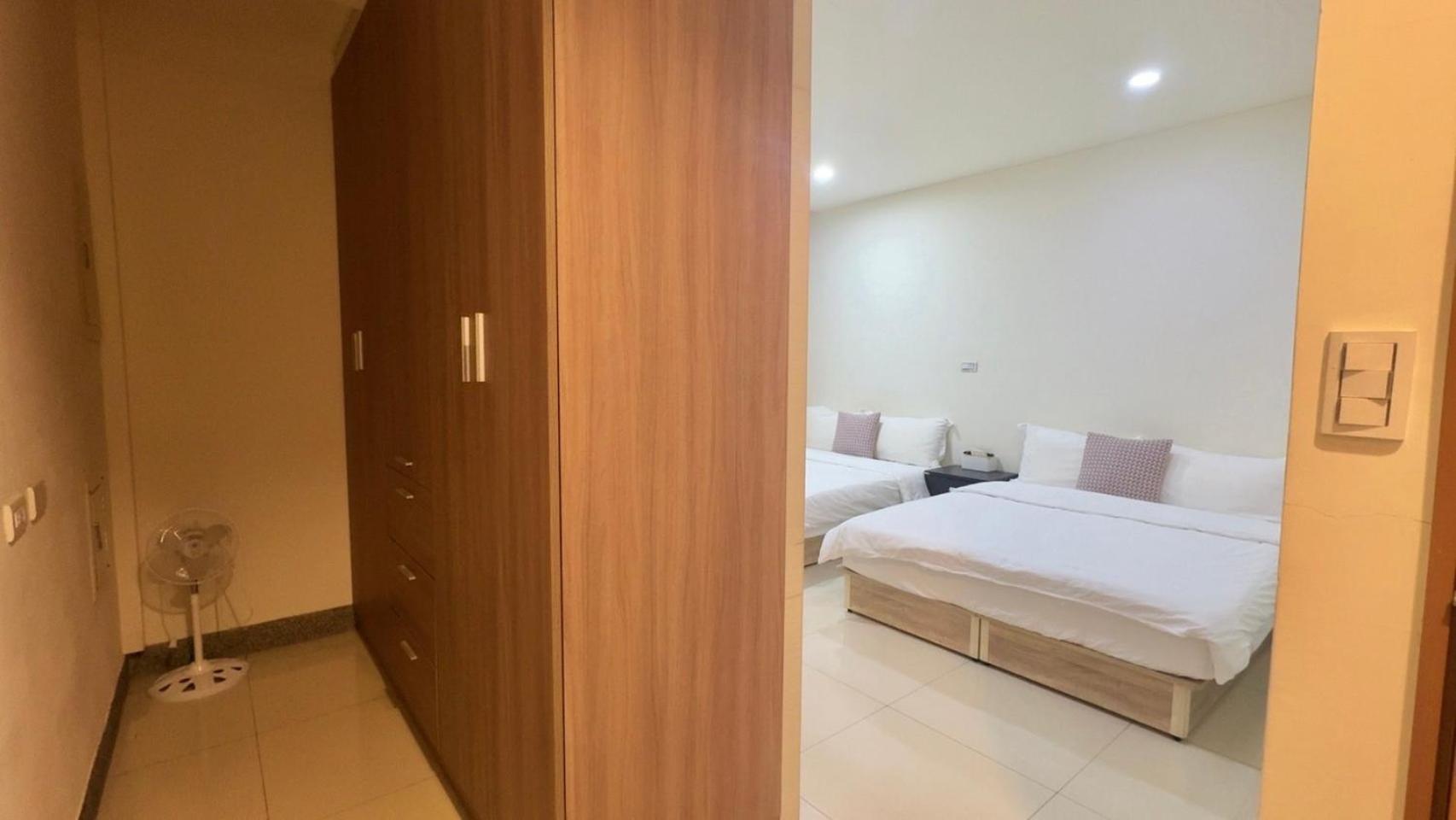 Quadruple Room with Private Bathroom