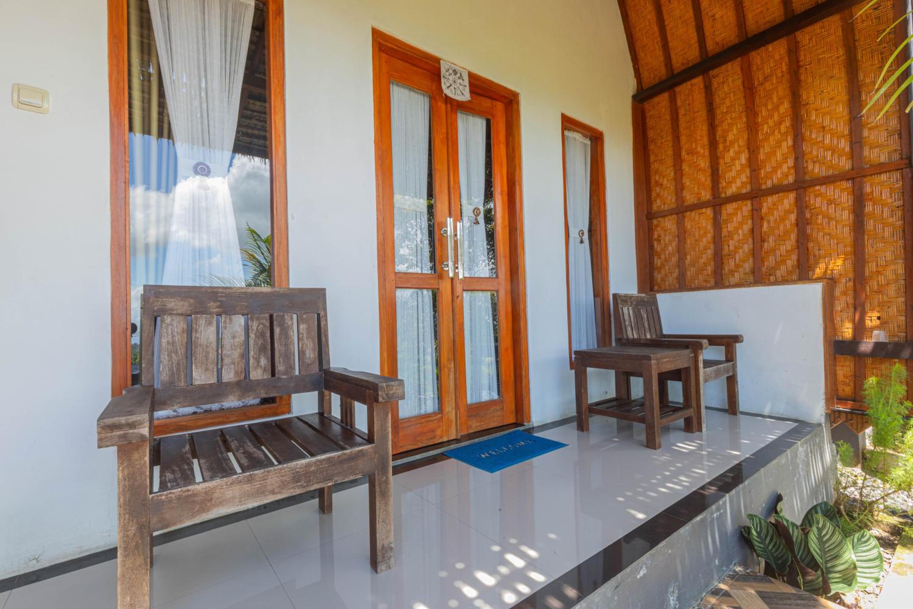 Deluxe Double Room (2 Adults + 1 Child) - Photo 48