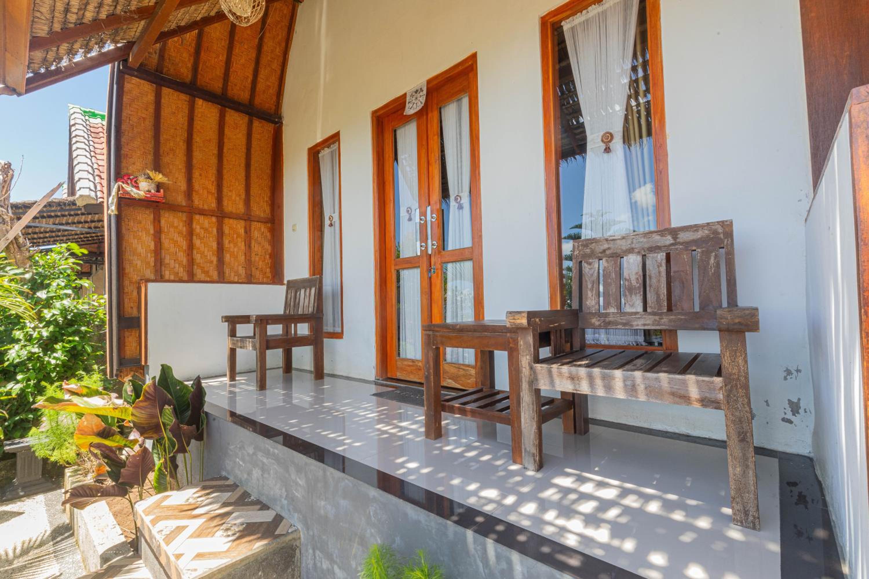 Deluxe Double Room (2 Adults + 1 Child) - Photo 30