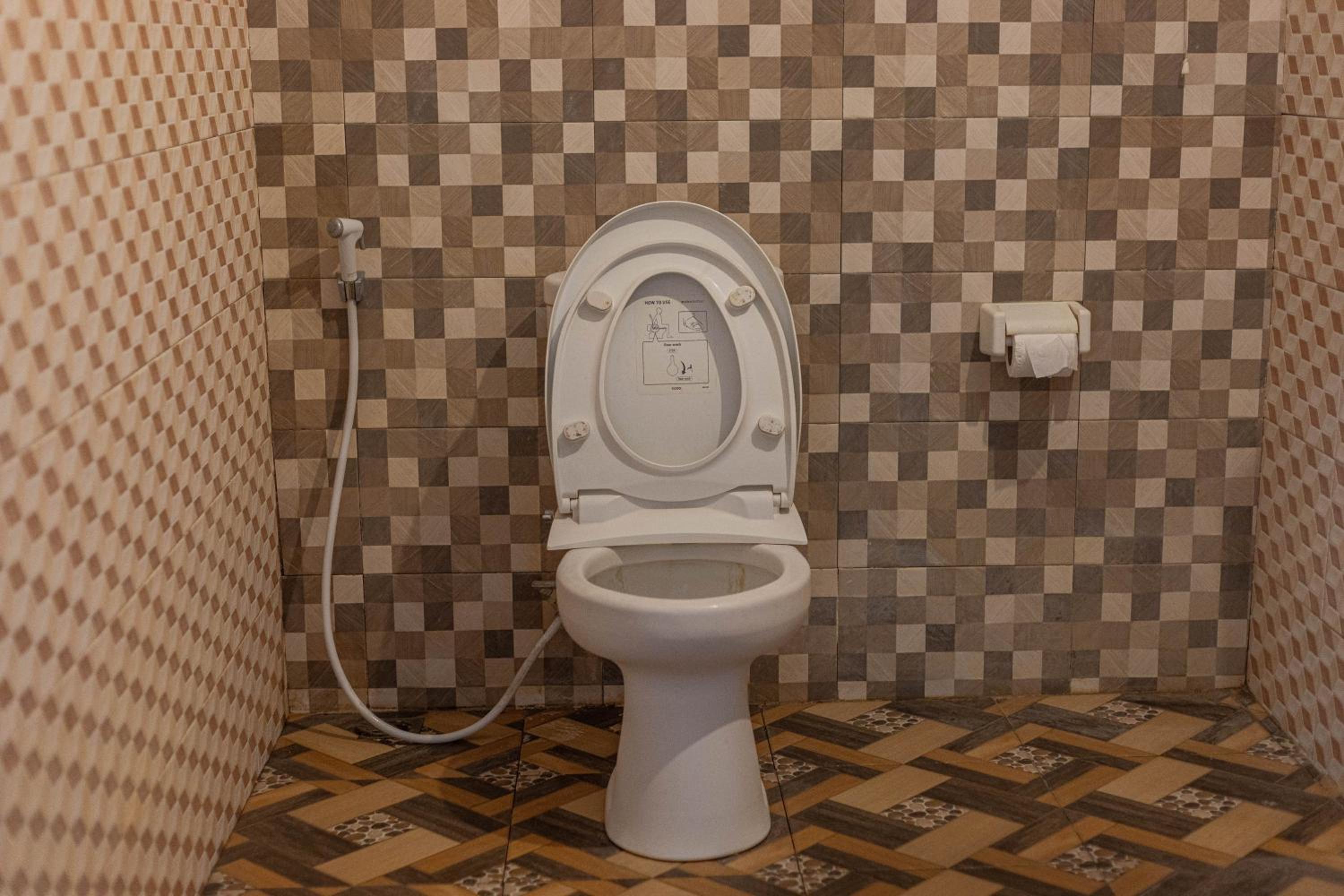 Deluxe Double Room (2 Adults + 1 Child) - Photo 39
