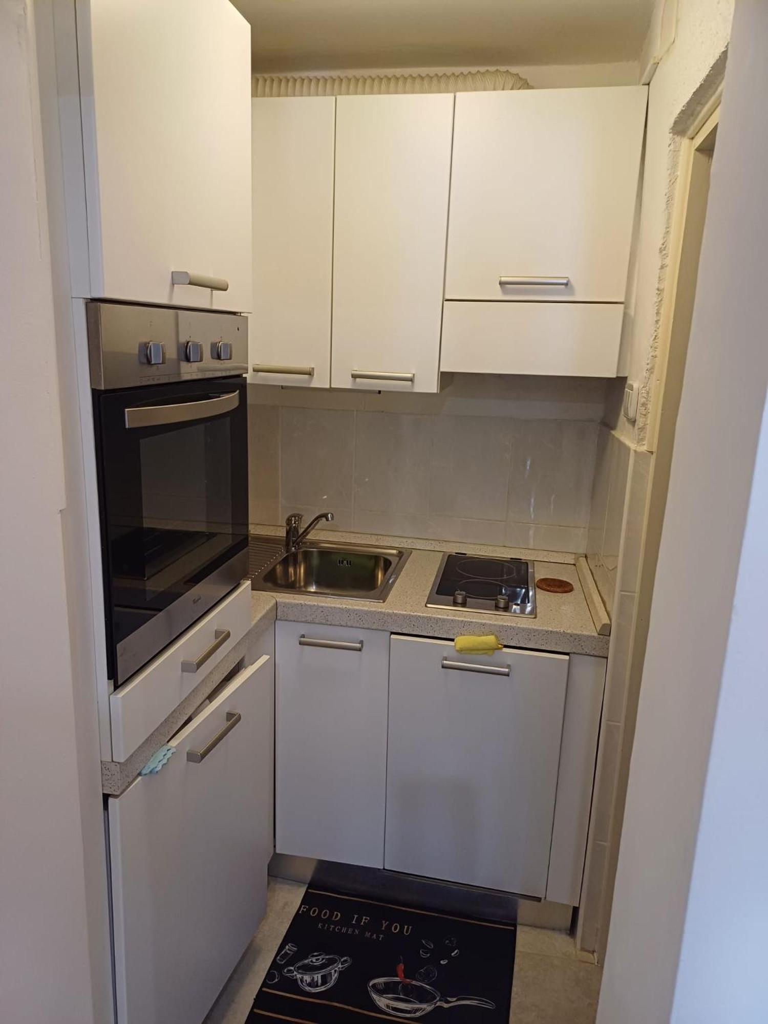 Apartment photo 2