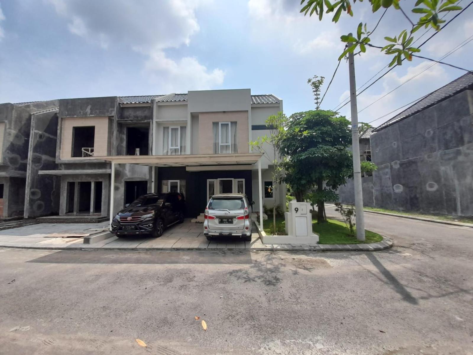Three-Bedroom Villa photo 2