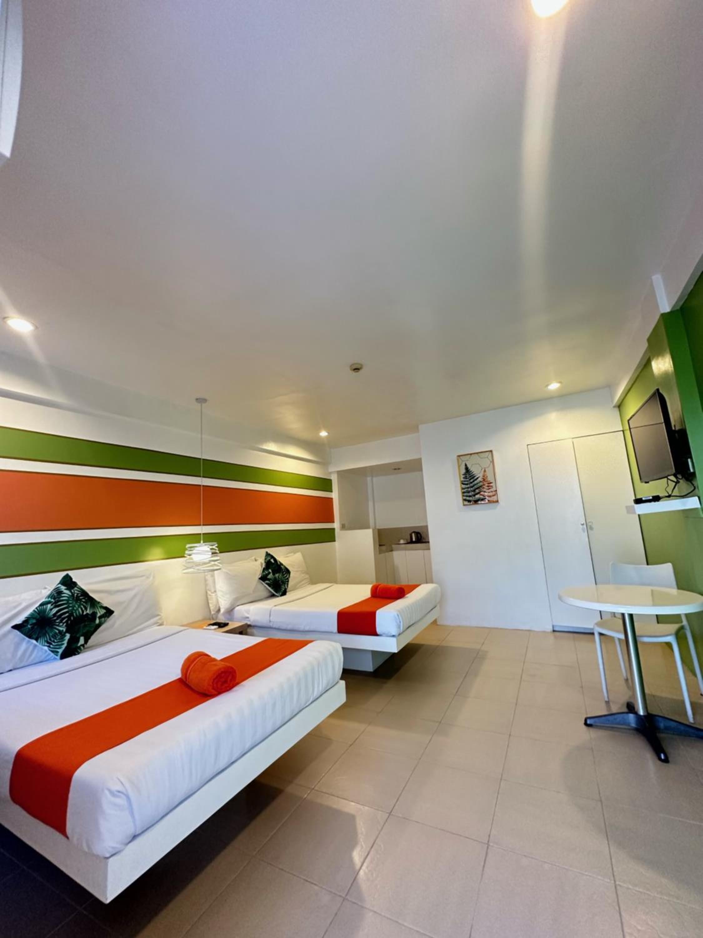 Extra Large Room - Main