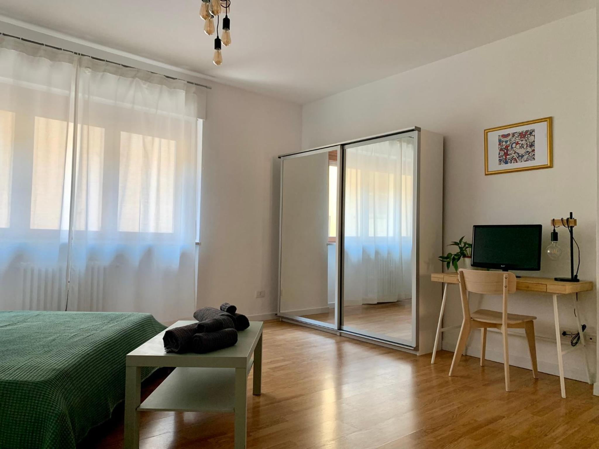 One-Bedroom Apartment photo 3