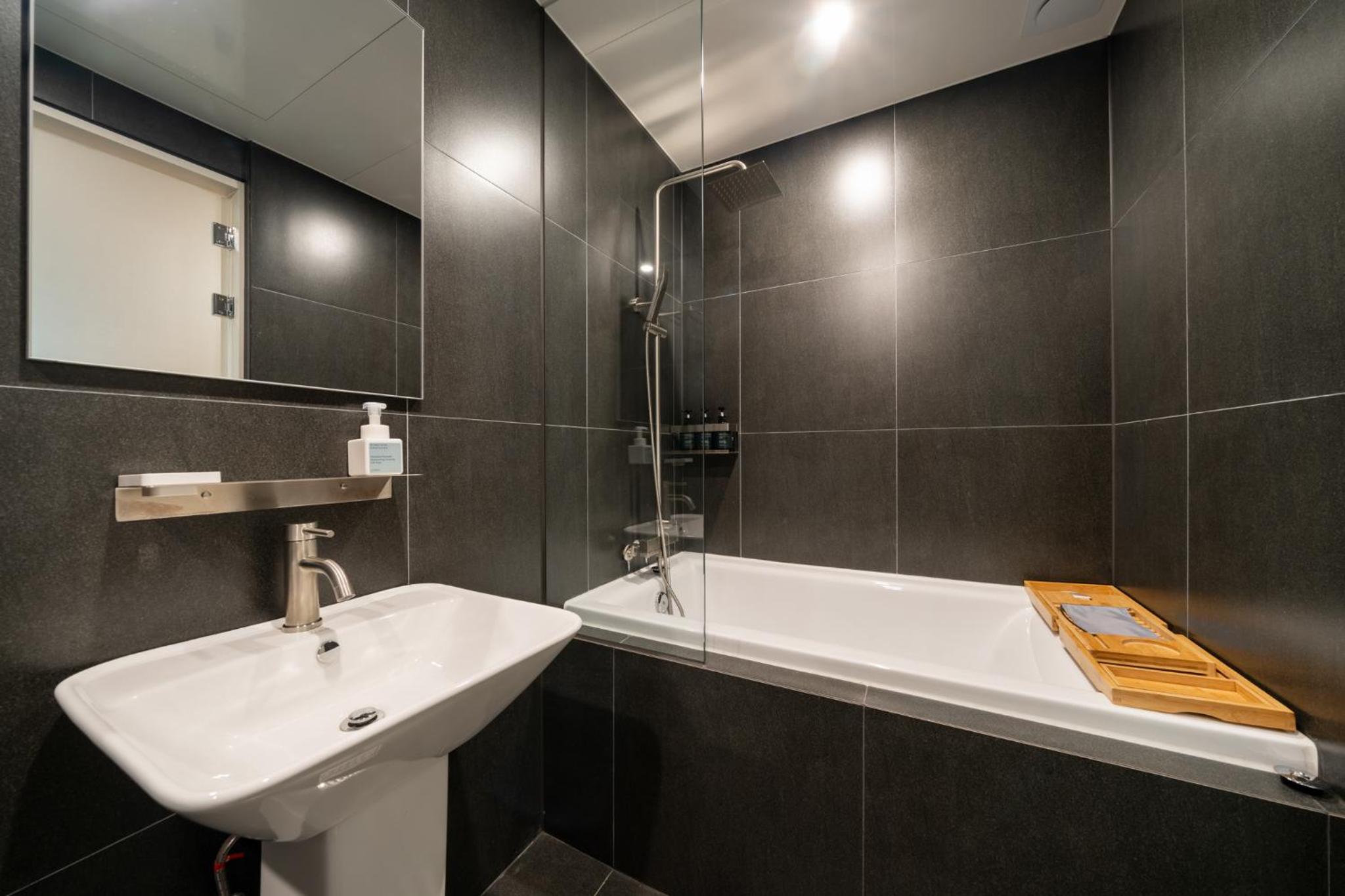 Standard Double Room - Photo 3