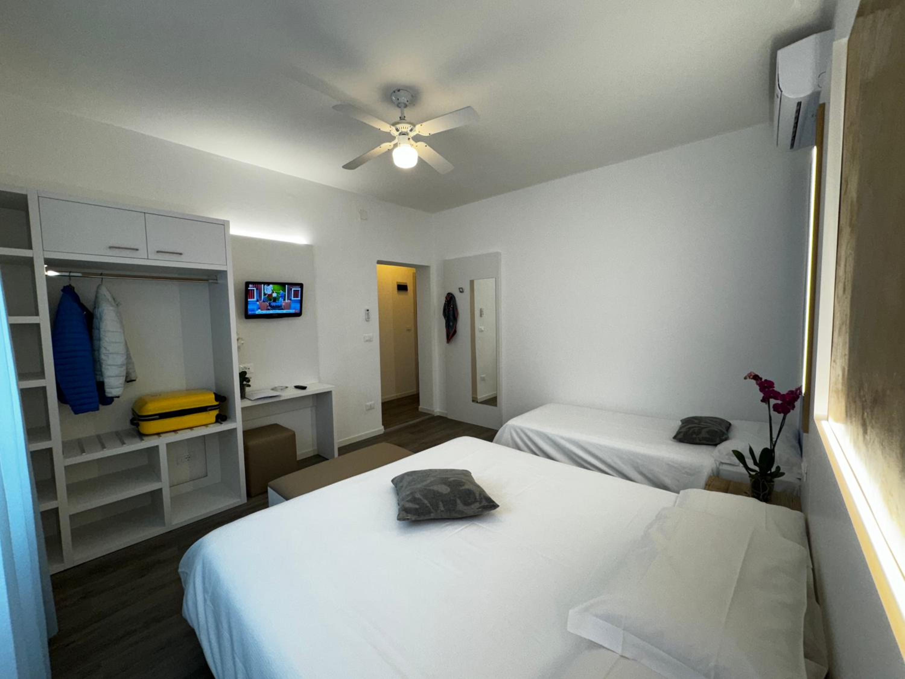 Triple Room photo 2