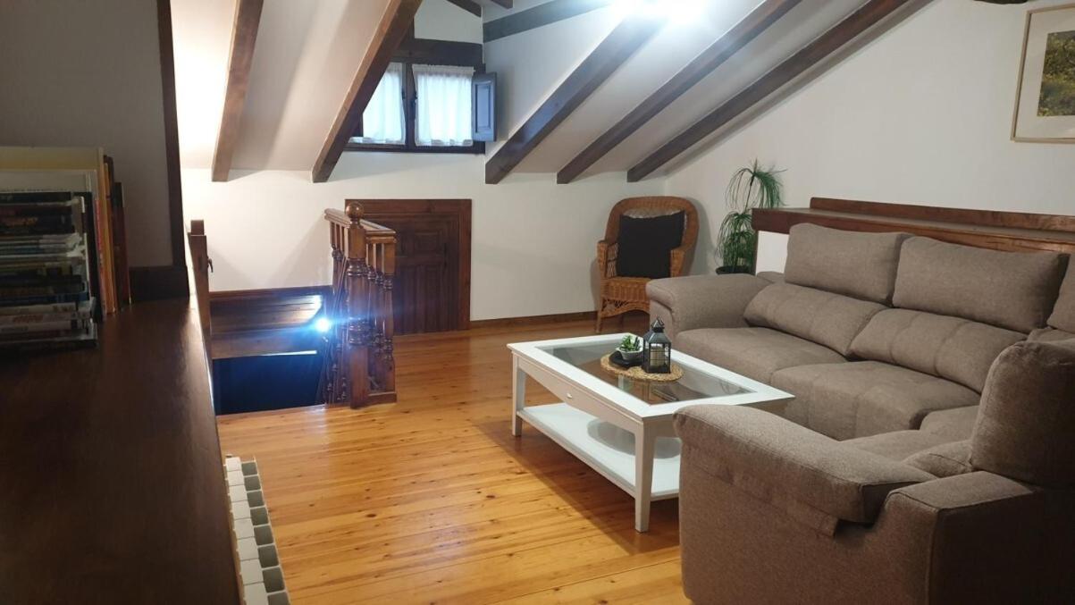 Casa de cuatro habitaciones