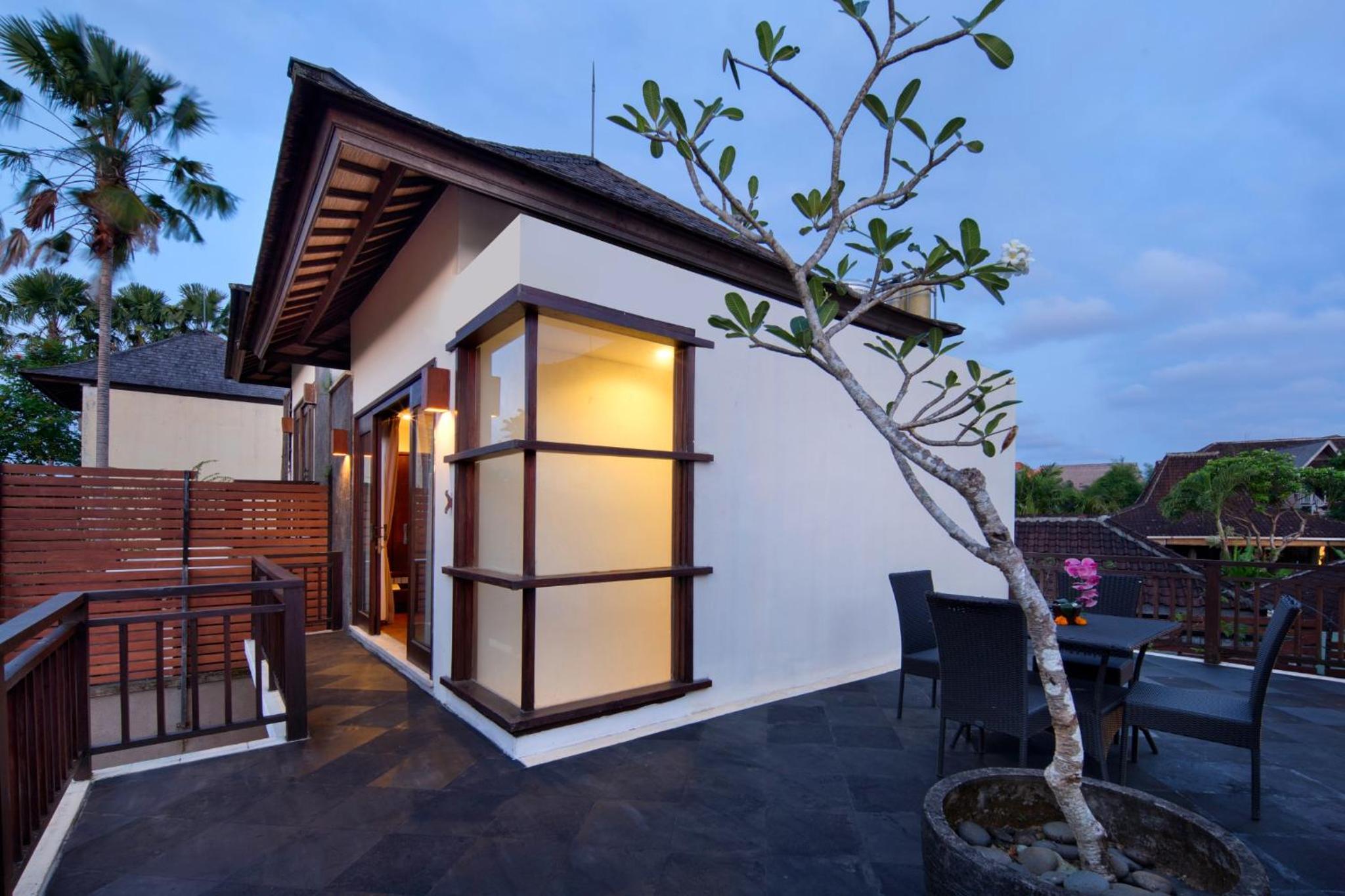 Two-Bedroom Villa - Photo 10
