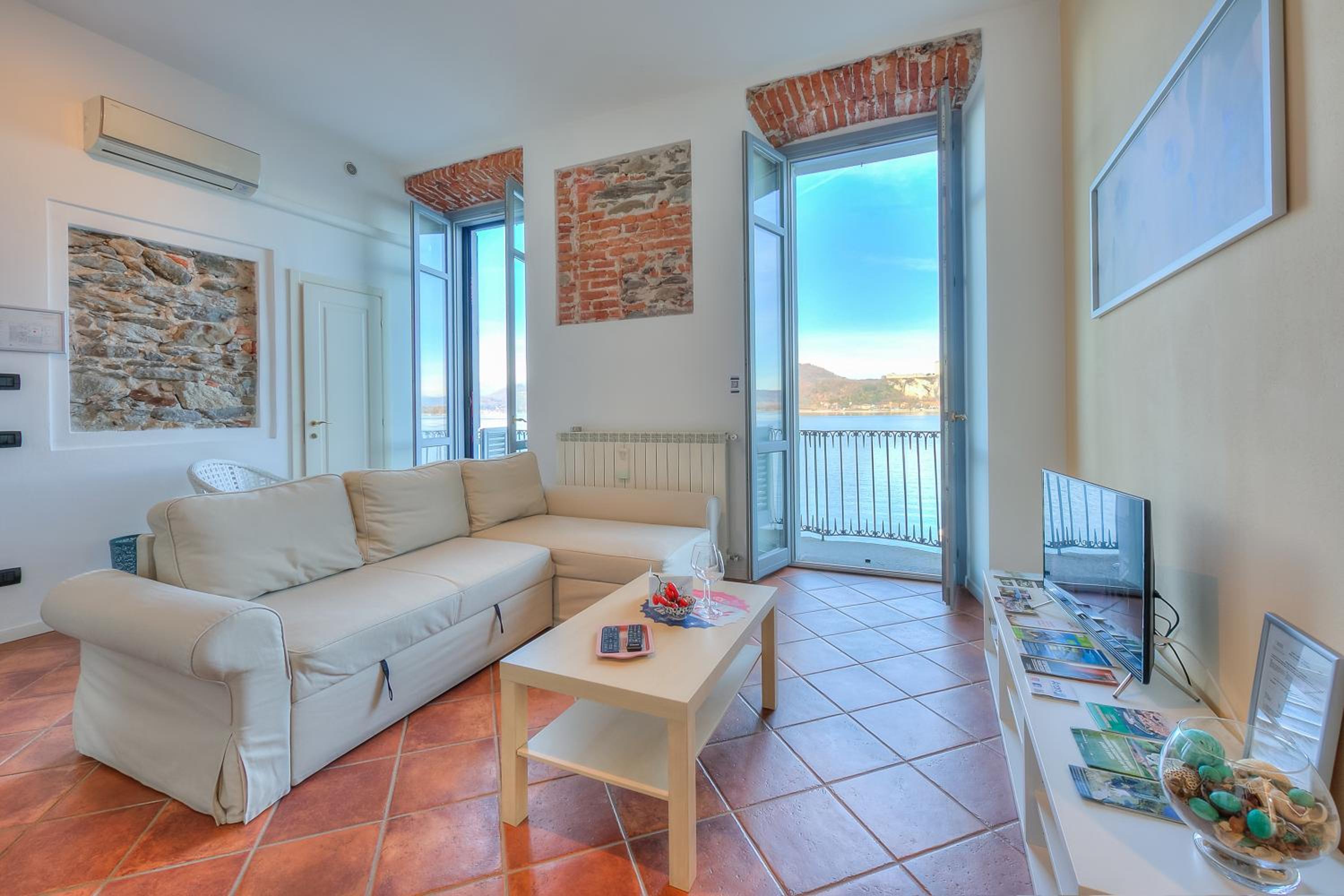 Apartment with Balcony