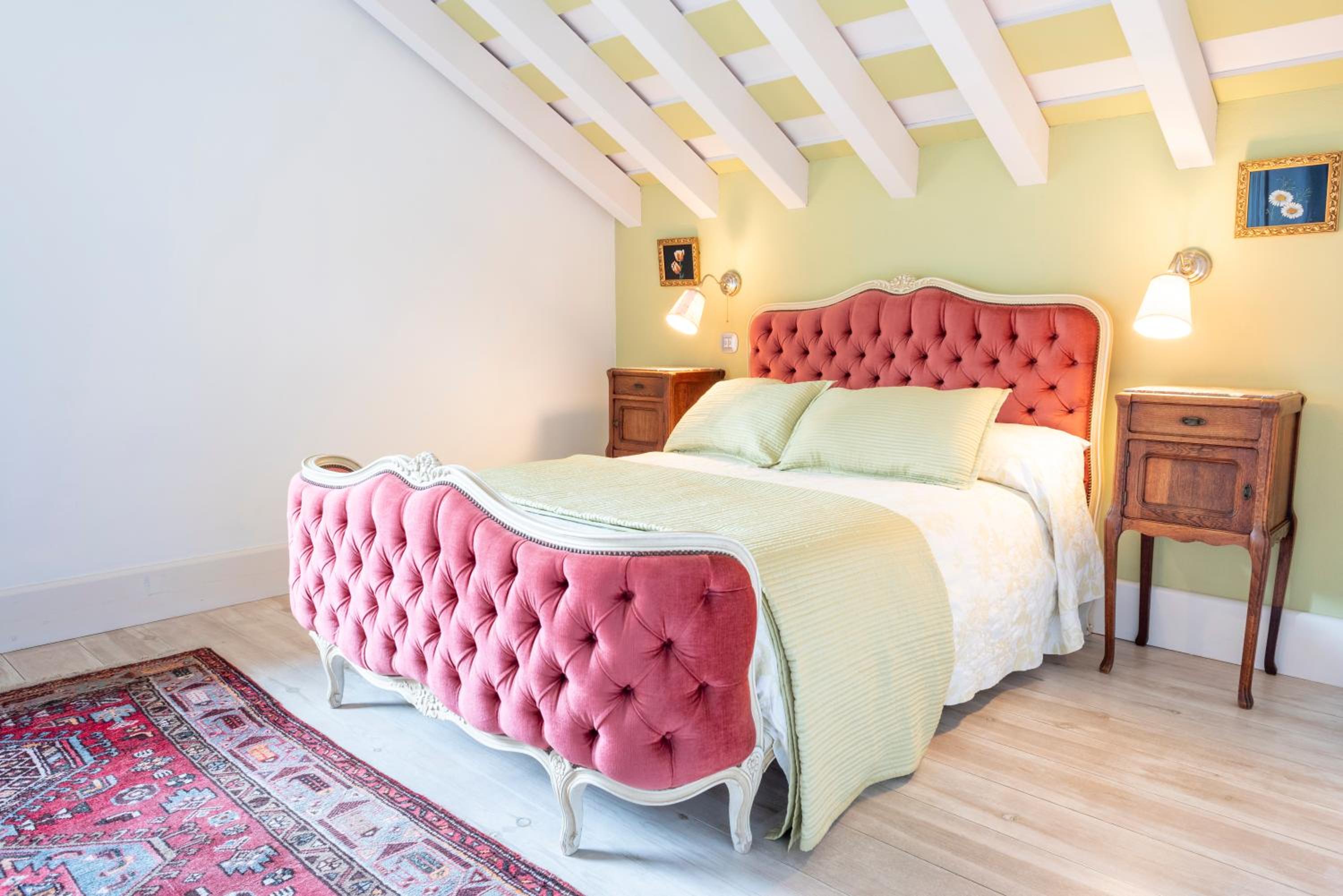 Double Room - Photo 11