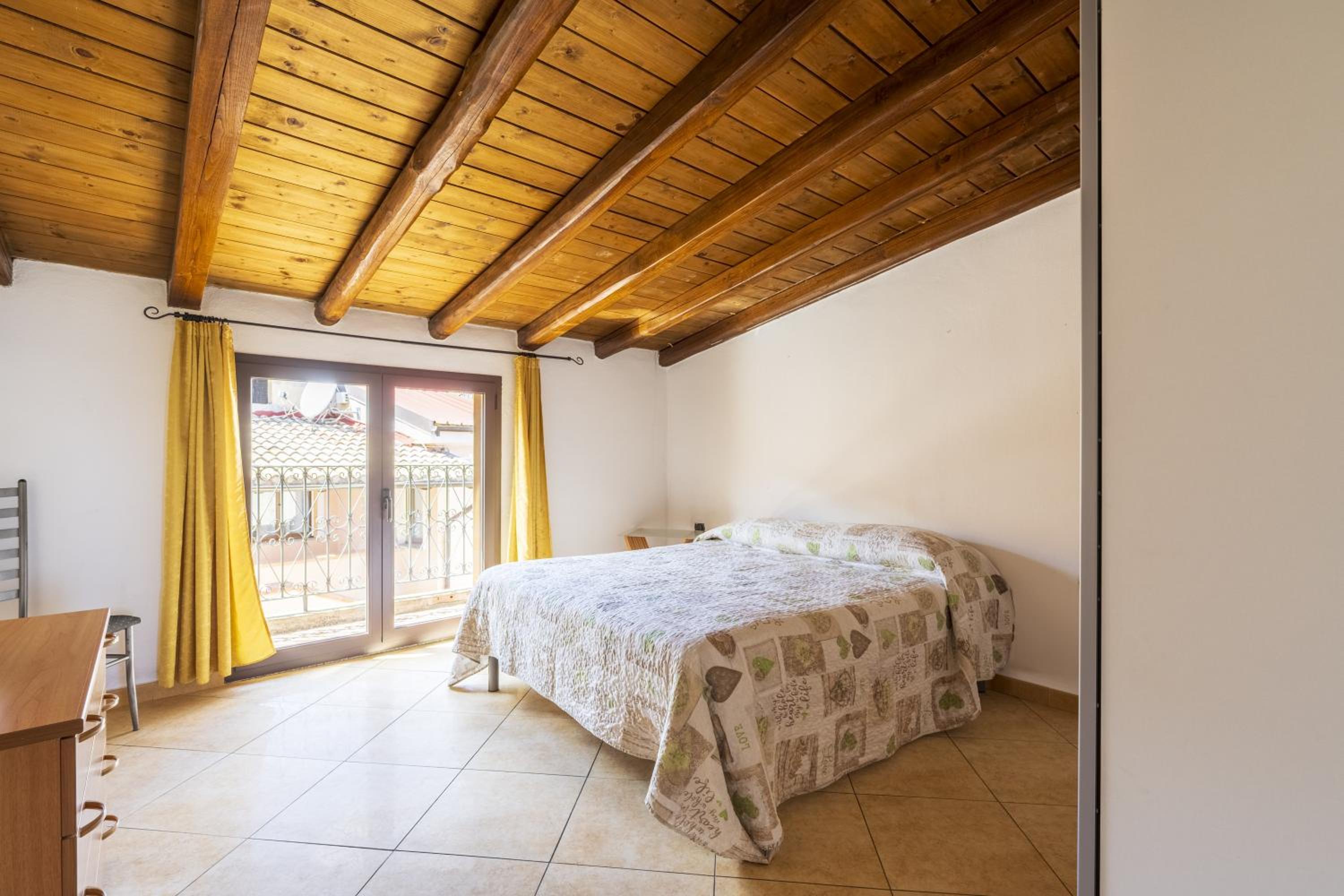 Superior One-Bedroom Apartment With Balcony