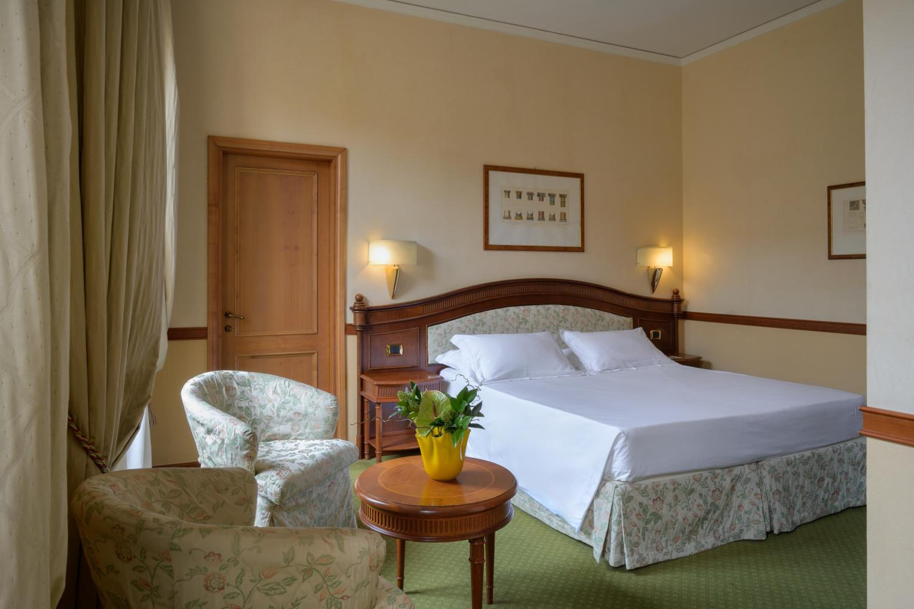 Executive Double or Twin Room - Photo 2