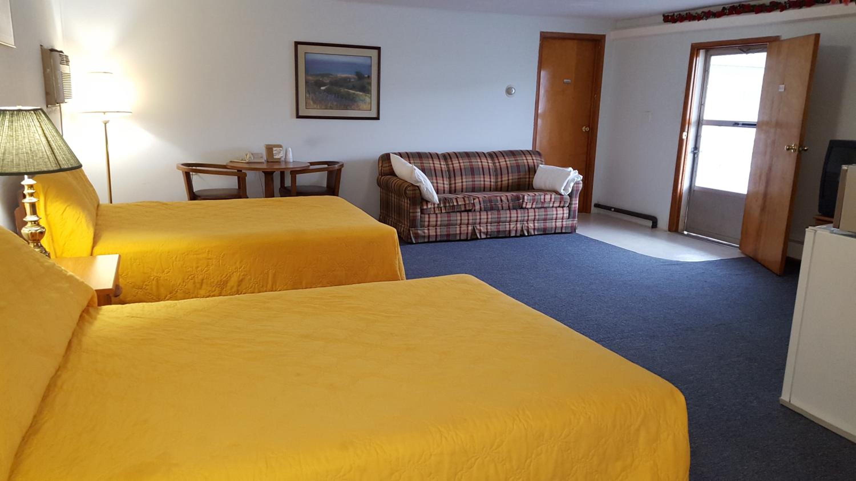 Large Double Room photo 3