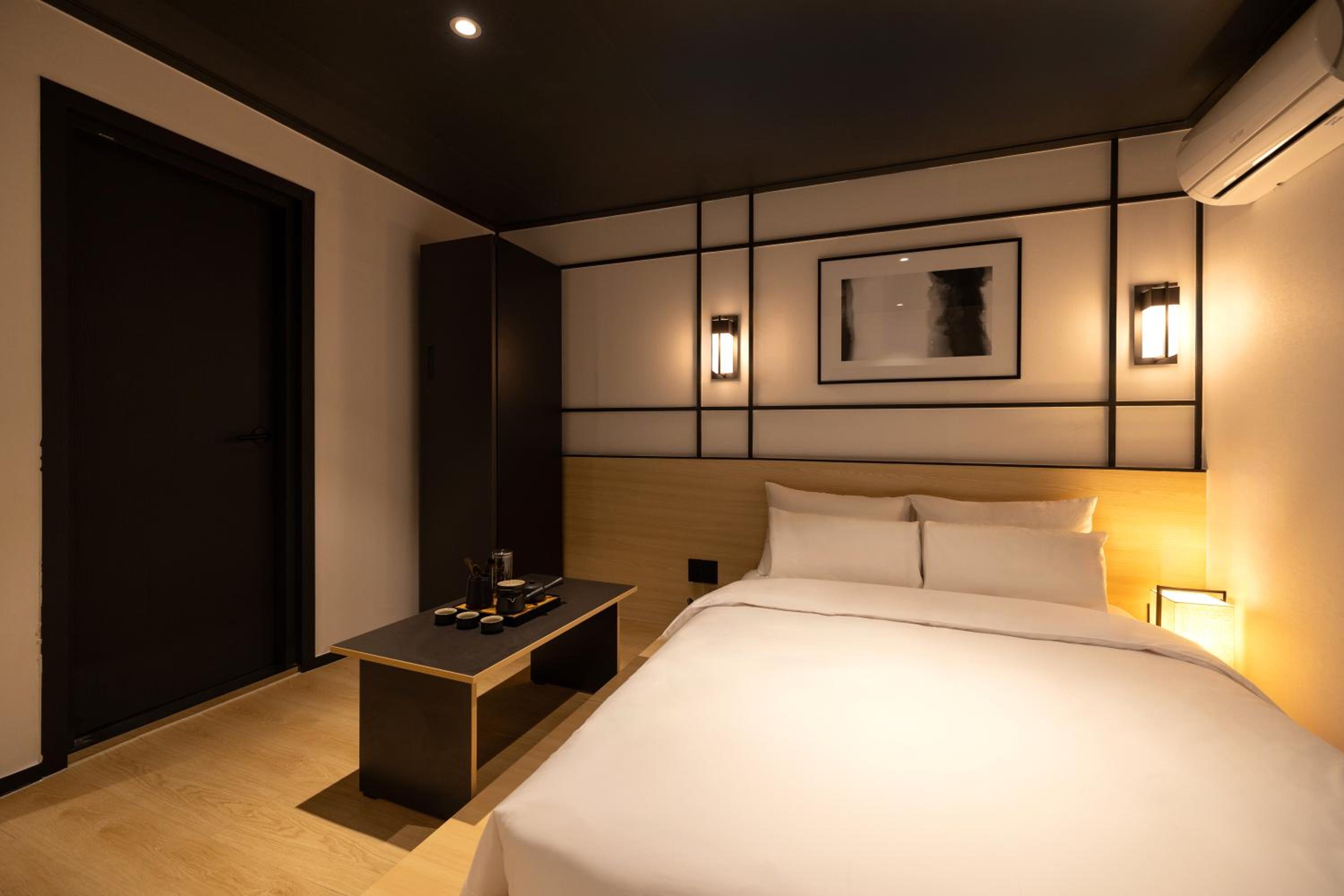 Standard Double Room - Photo 2
