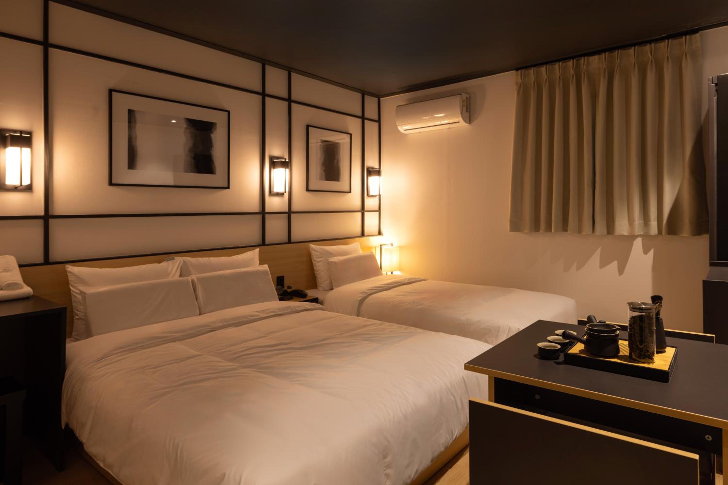 Standard Twin Room - Photo 3
