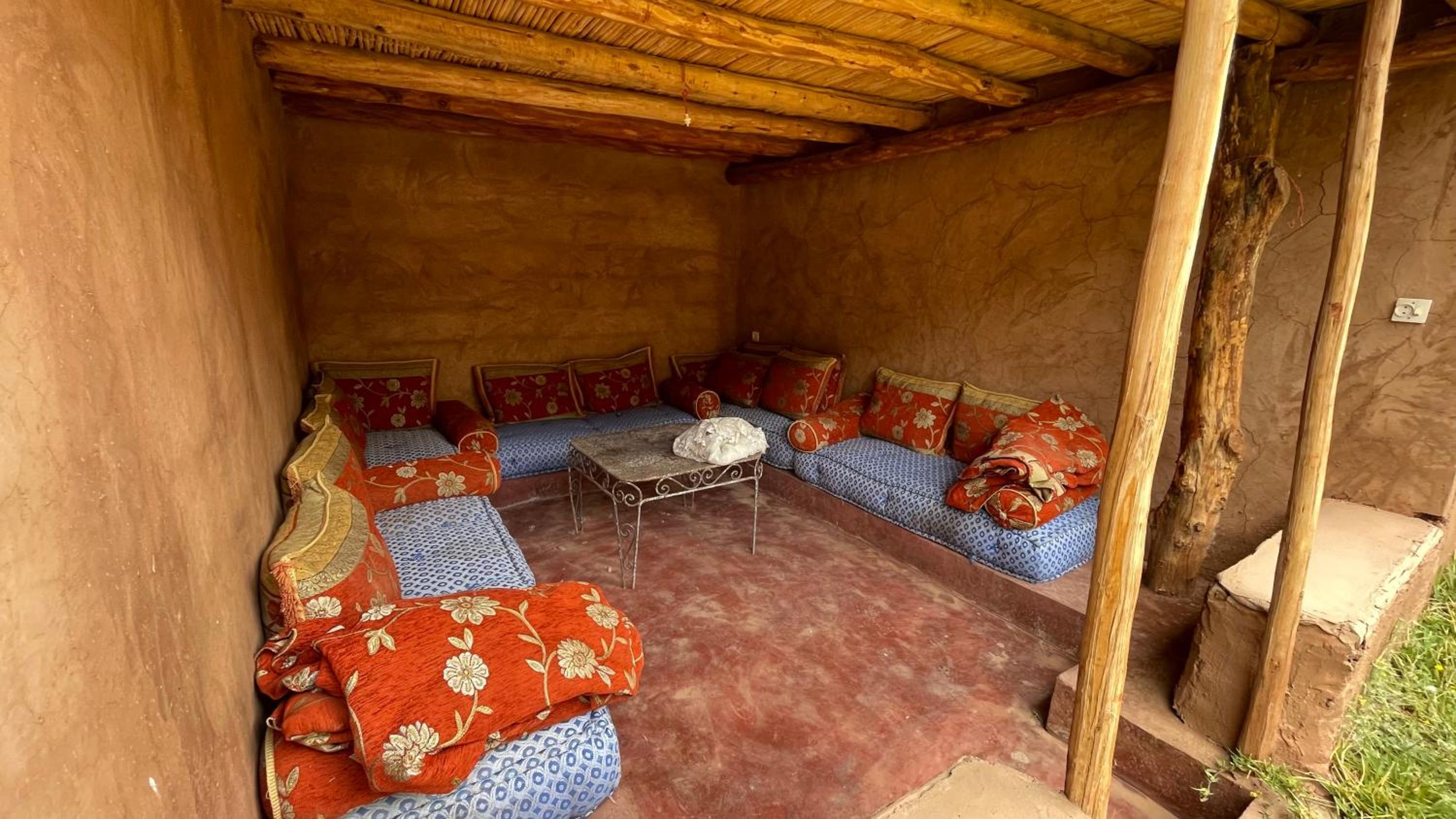 Three-Bedroom Villa photo 3
