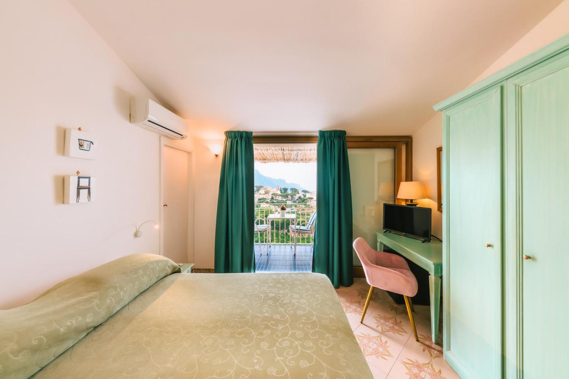 Superior Double or Twin Room with Terrace - Photo 1