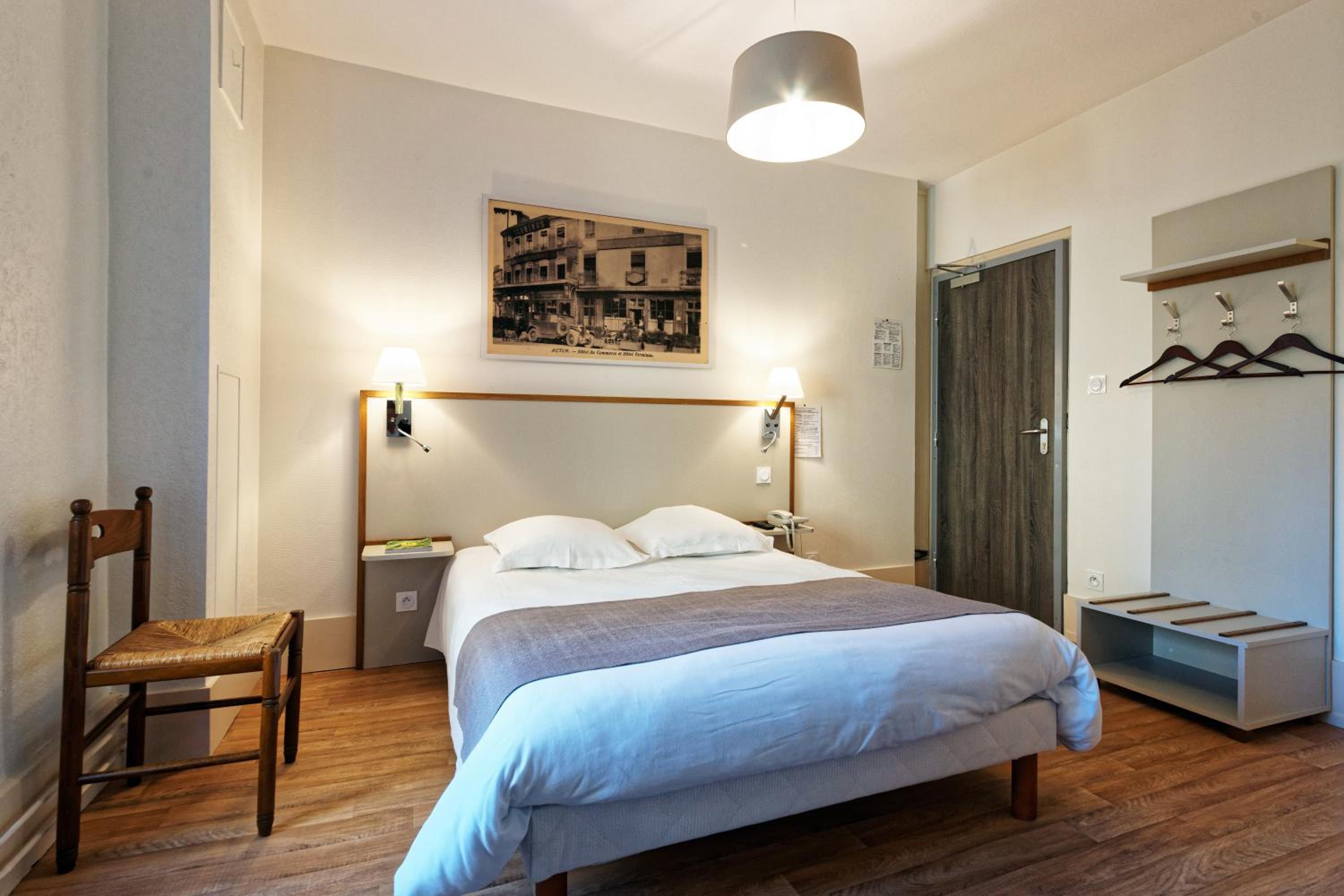Double Room - Photo 5
